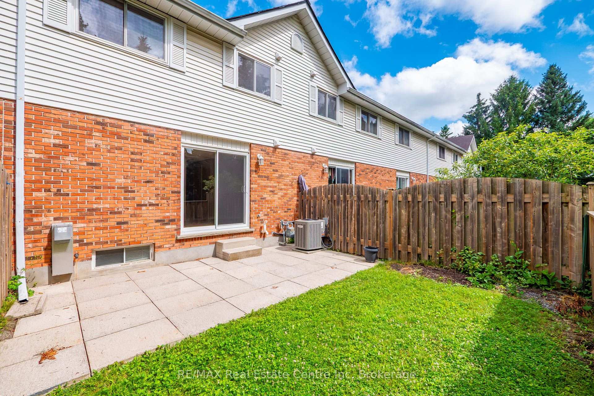 Photo 43 of Unit 86, 129 Victoria Road N, Guelph, Grange Road — HOMEH