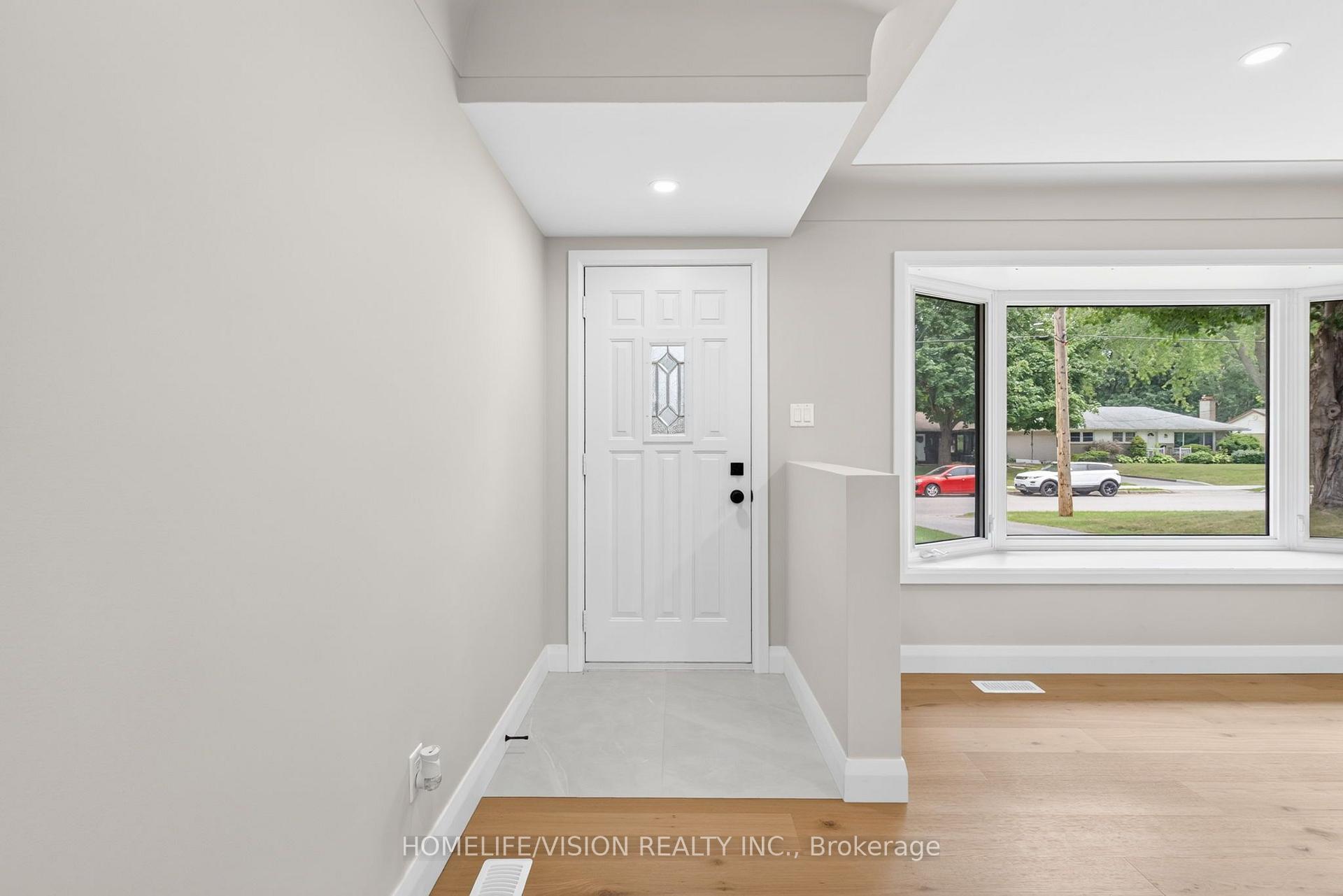 Photo 4 of 377 Griffith Street, London, South B — HOMEH