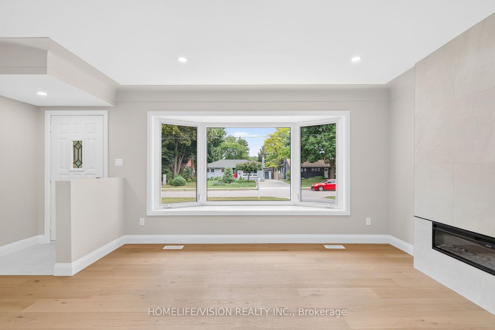 Photo 7 of 377 Griffith Street, London, South B — HOMEH