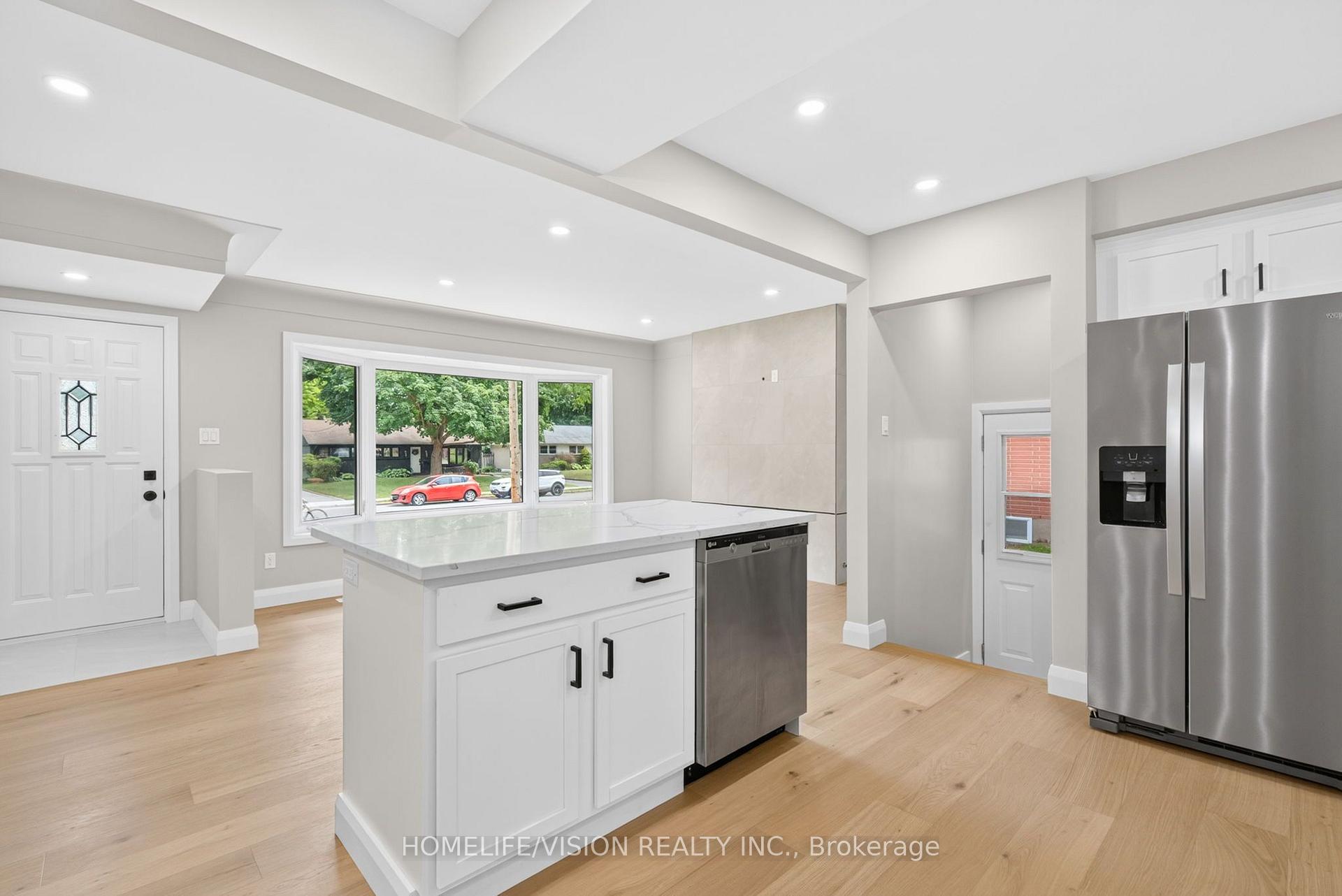 Photo 14 of 377 Griffith Street, London, South B — HOMEH