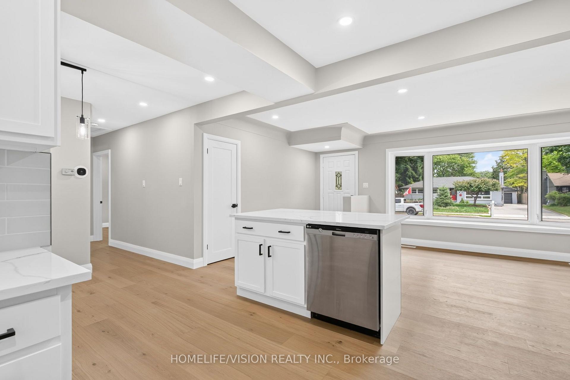 Photo 19 of 377 Griffith Street, London, South B — HOMEH