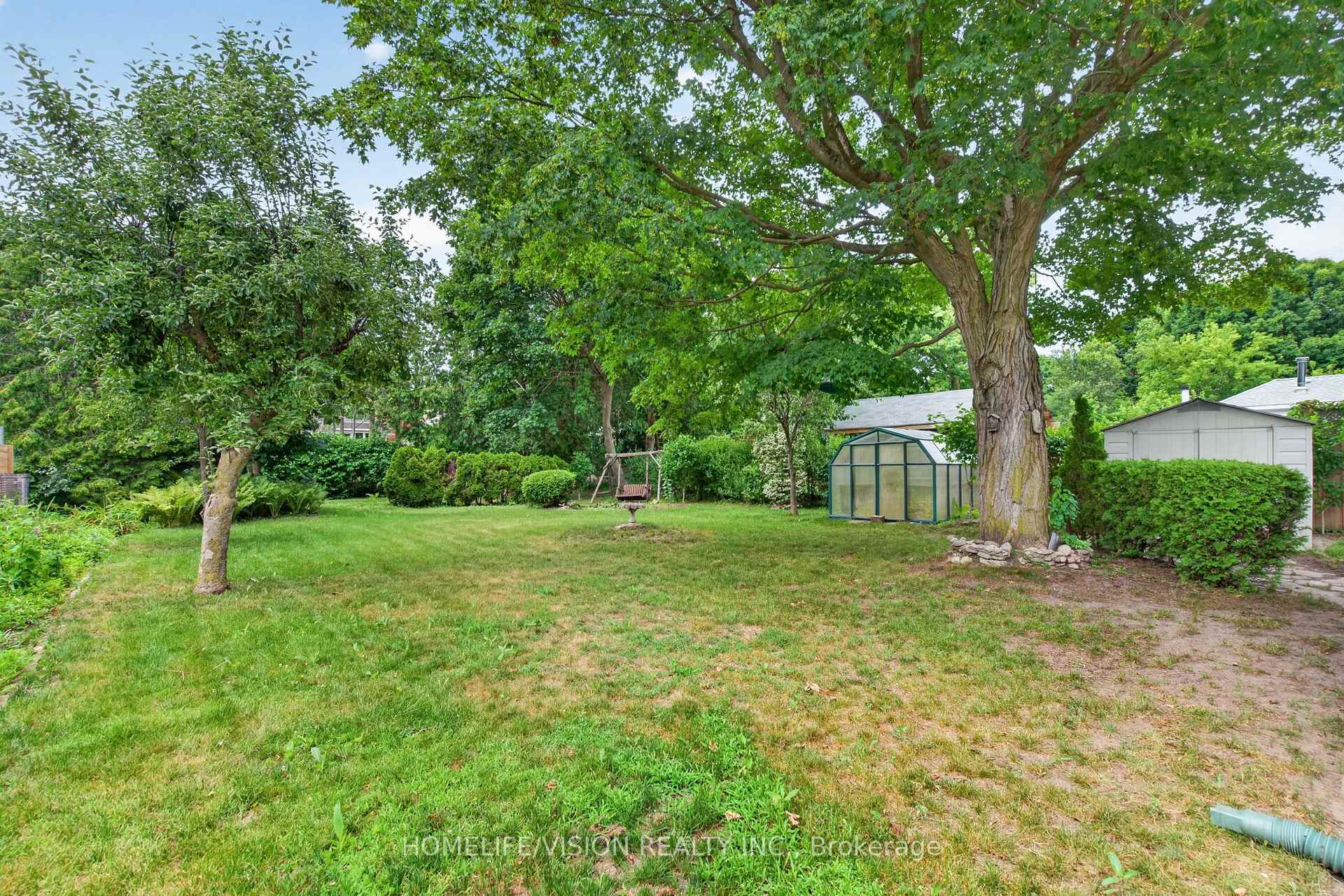 Photo 41 of 377 Griffith Street, London, South B — HOMEH
