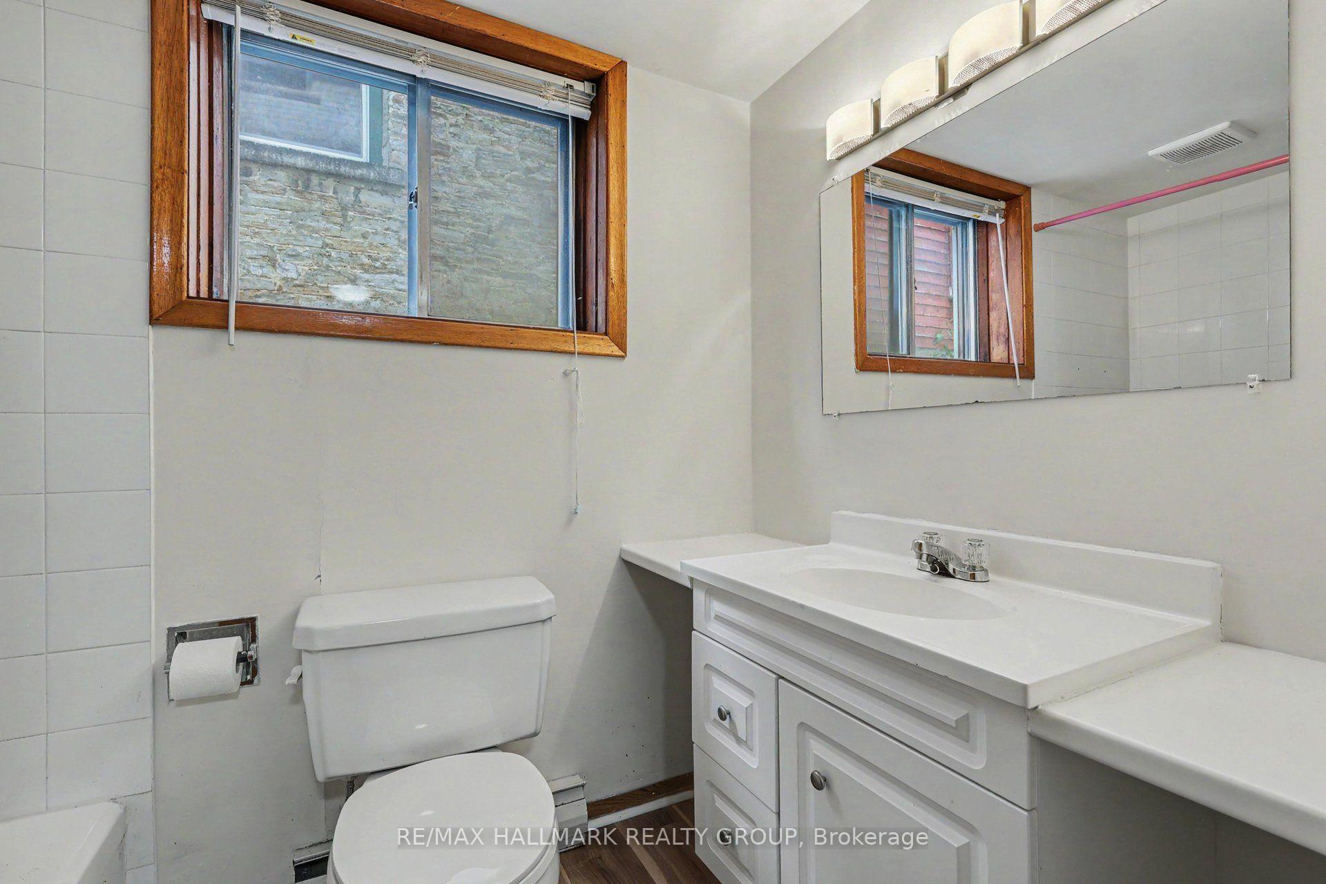 Photo 10 of Unit 4, 29 Gore Street W, Perth, Perth — HOMEH