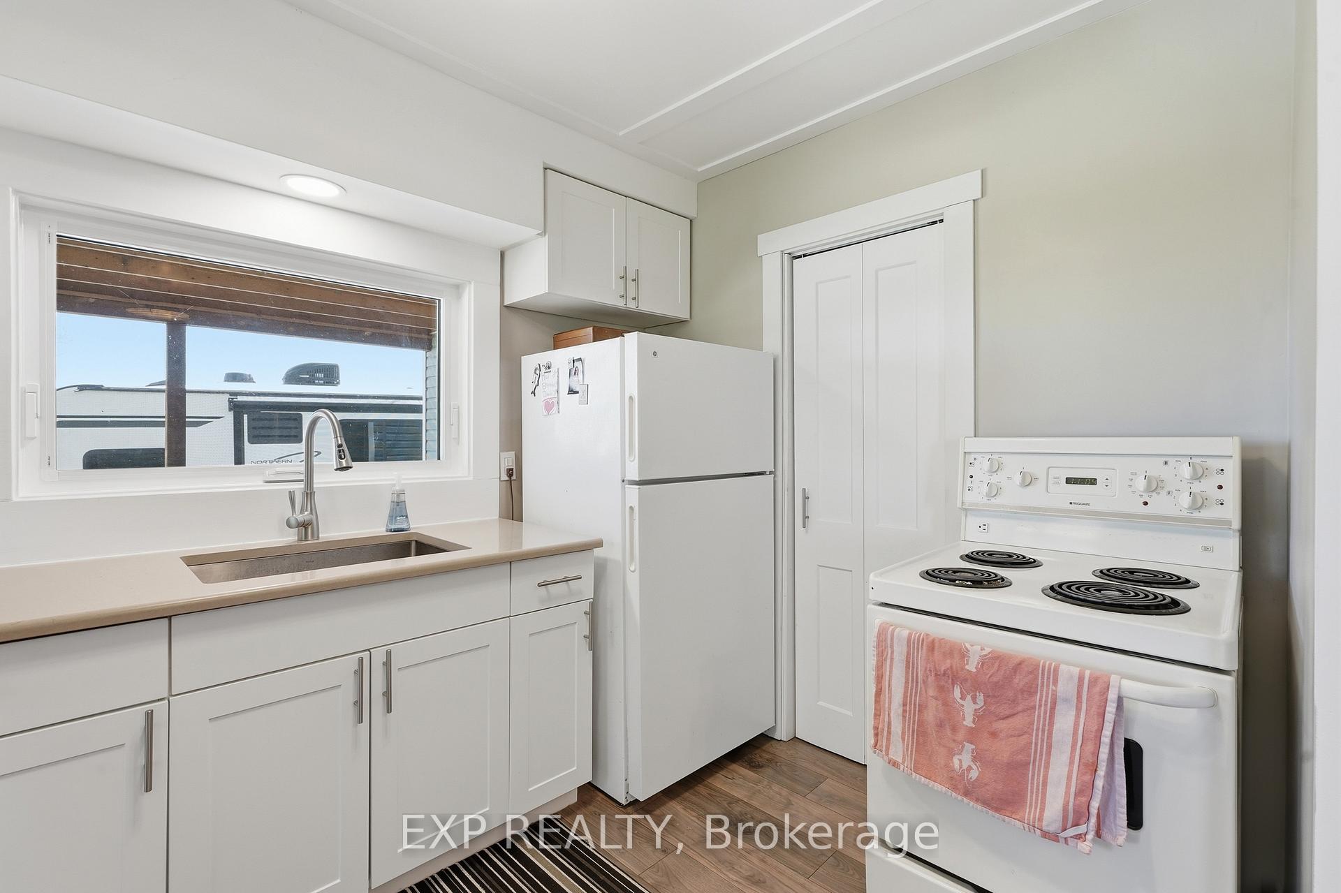 Photo 9 of 5775 Highway 23 Rr 2 Road, Minto — HOMEH