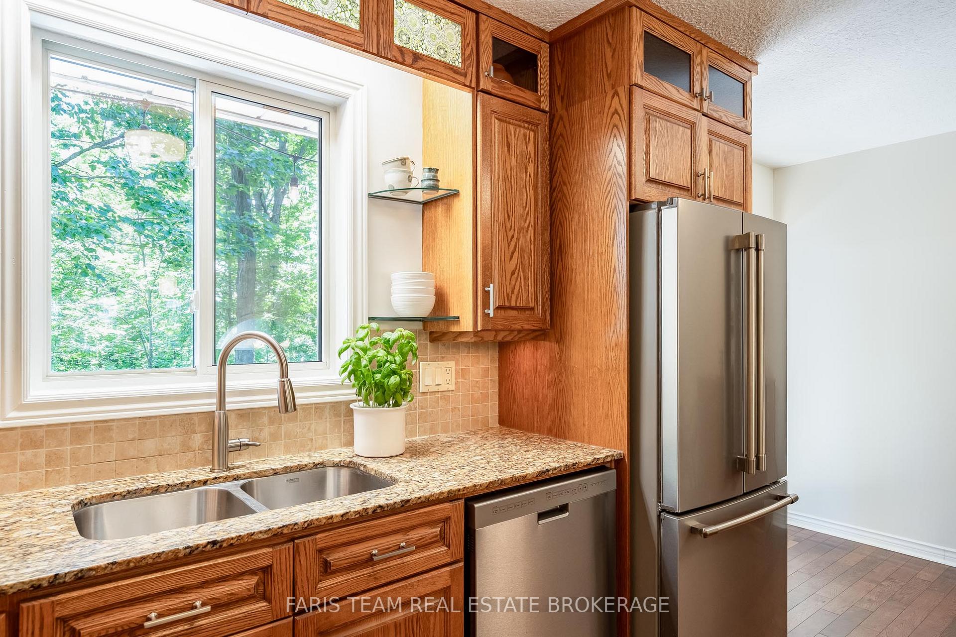 Photo 8 of 1183 Everton Road, Midland — HOMEH