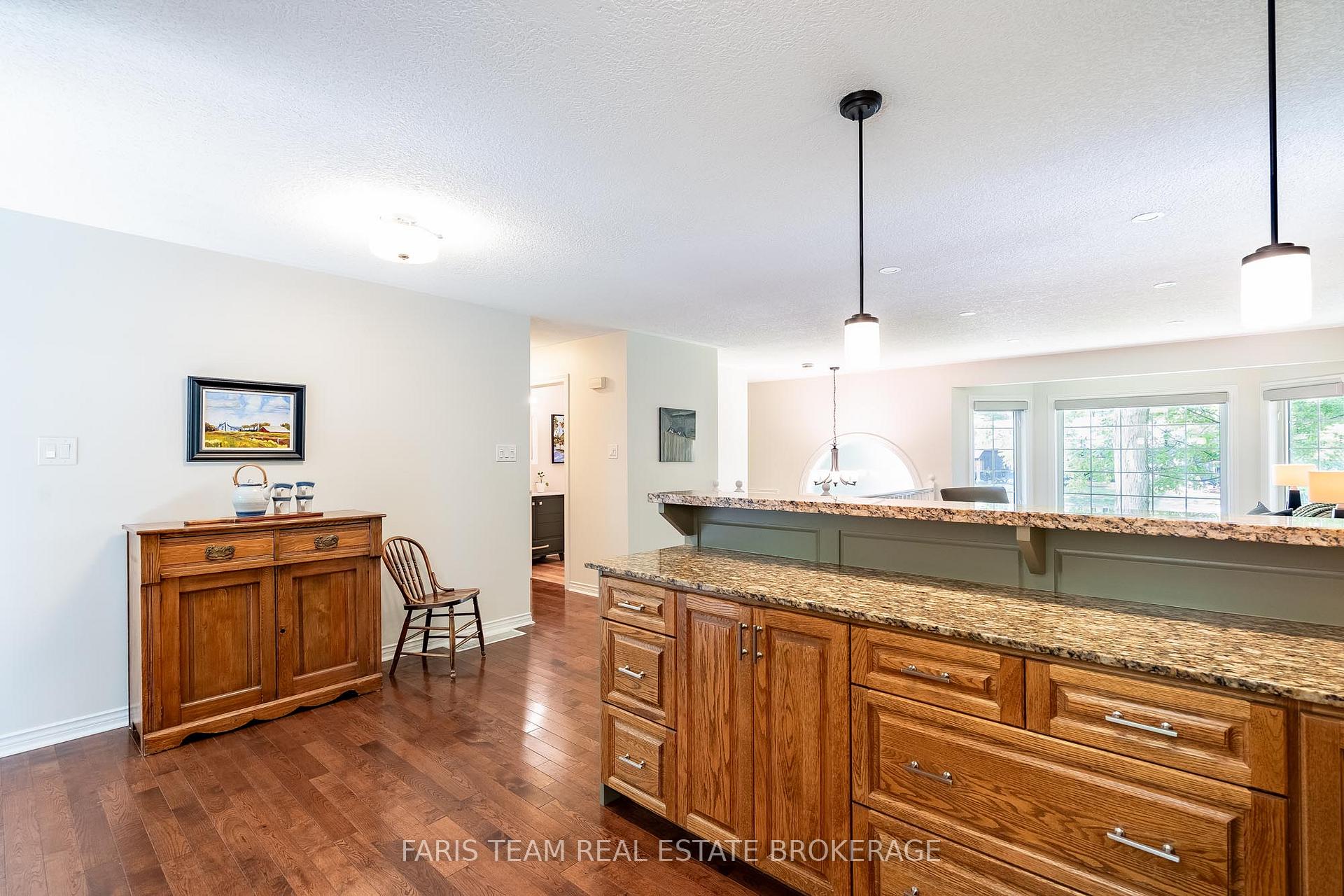 Photo 9 of 1183 Everton Road, Midland — HOMEH