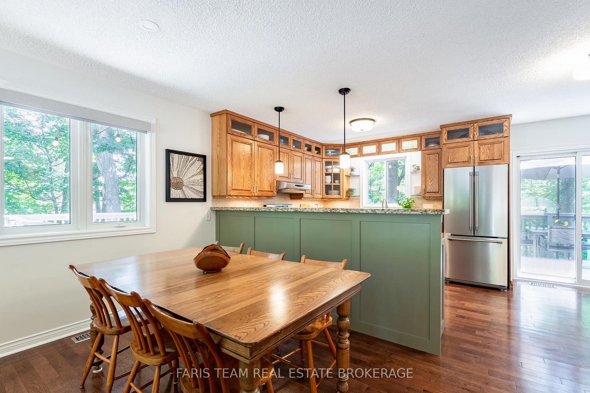 Photo 10 of 1183 Everton Road, Midland — HOMEH