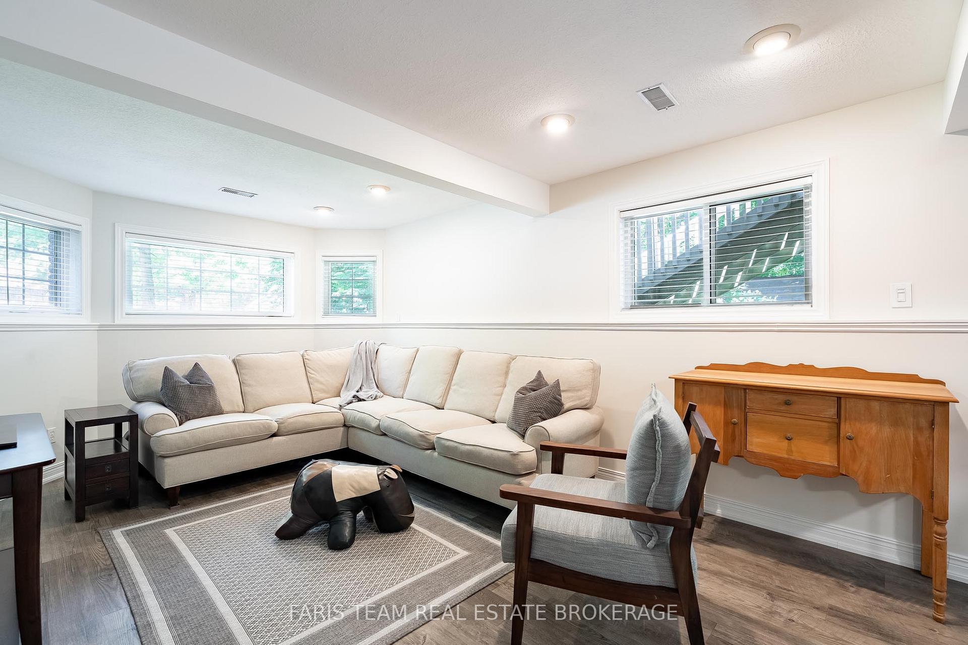 Photo 21 of 1183 Everton Road, Midland — HOMEH