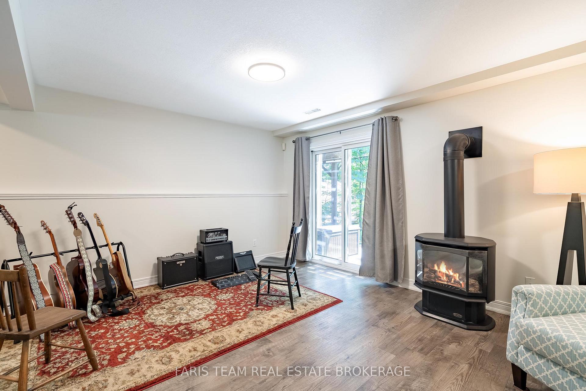 Photo 22 of 1183 Everton Road, Midland — HOMEH