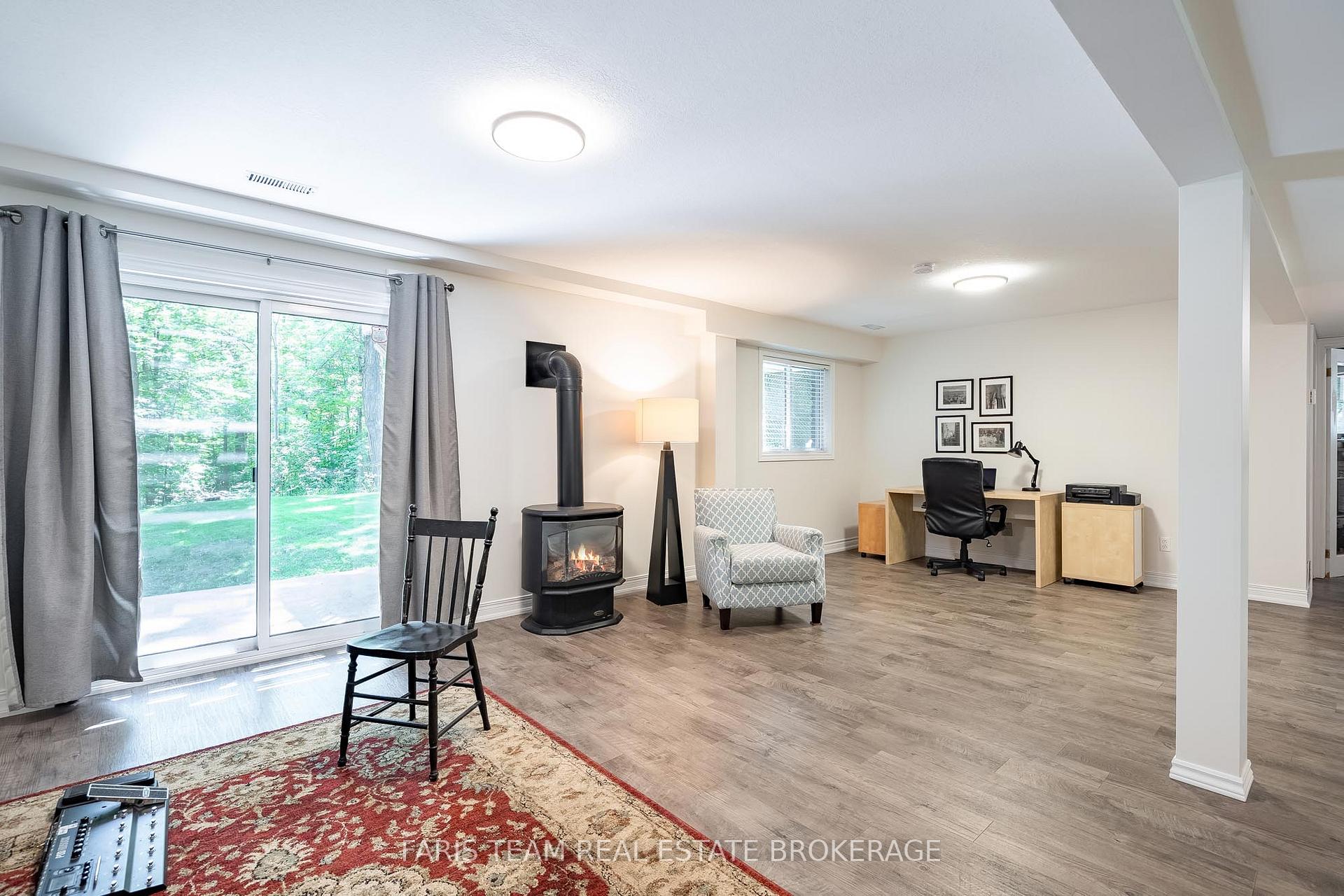 Photo 23 of 1183 Everton Road, Midland — HOMEH