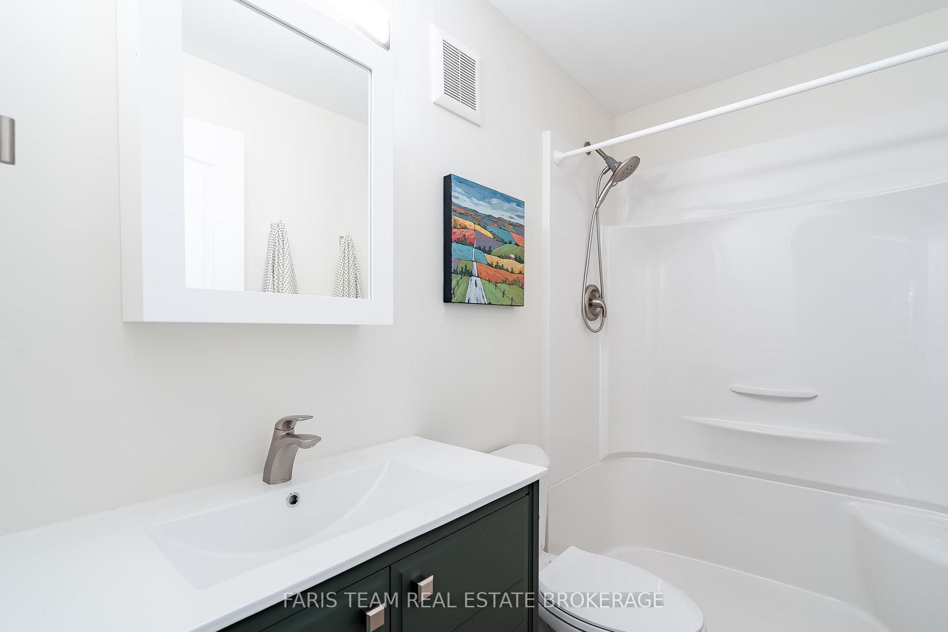 Photo 26 of 1183 Everton Road, Midland — HOMEH
