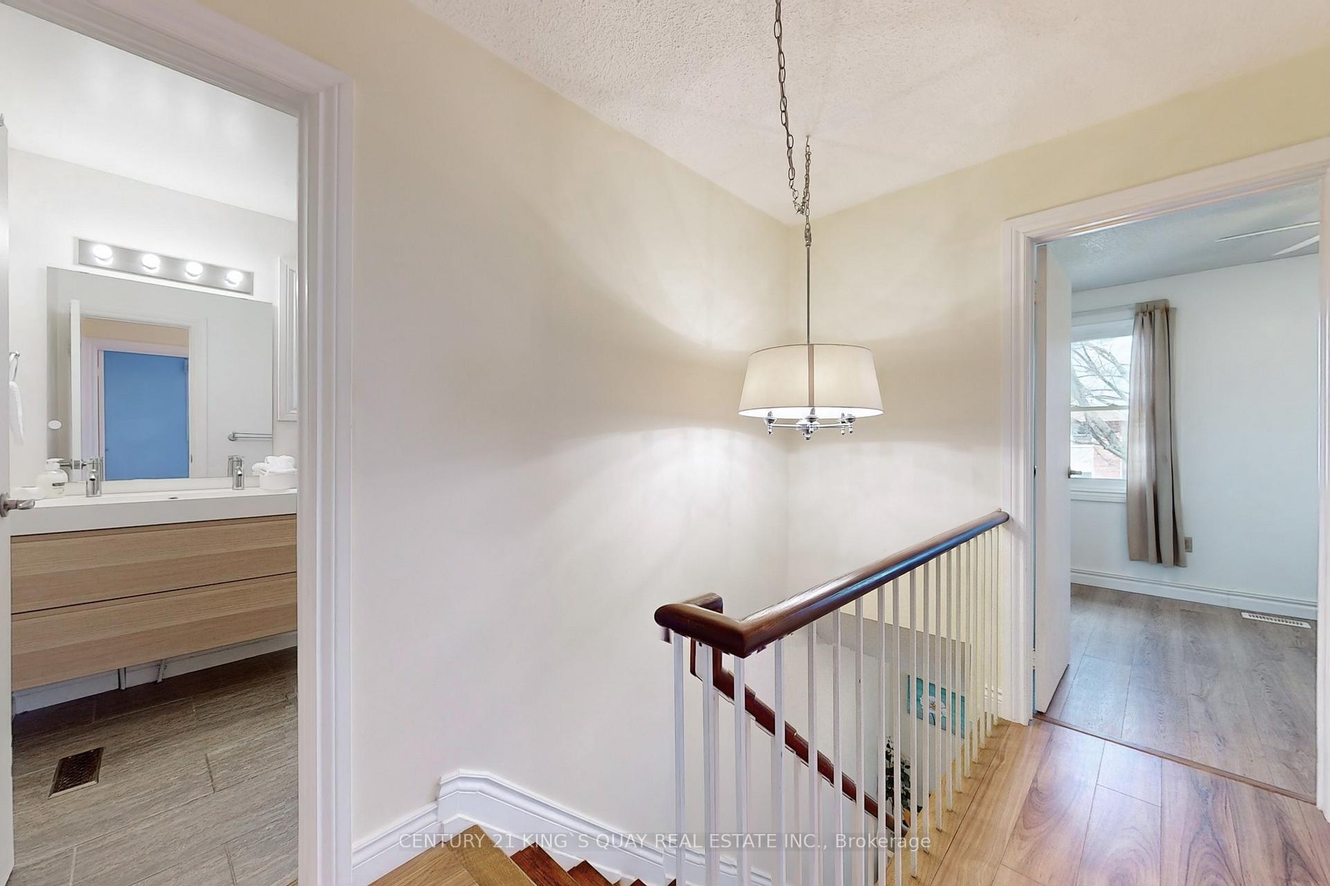 Photo 9 of 29 Hewitt Crescent, Ajax, South East — HOMEH