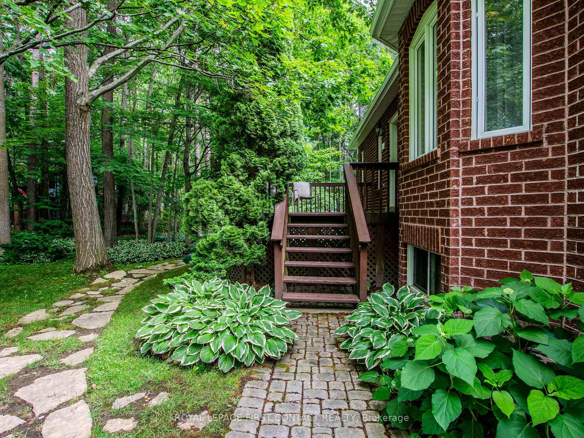 Photo 4 of 68 Alana Drive, Springwater, Centre Vespra — HOMEH