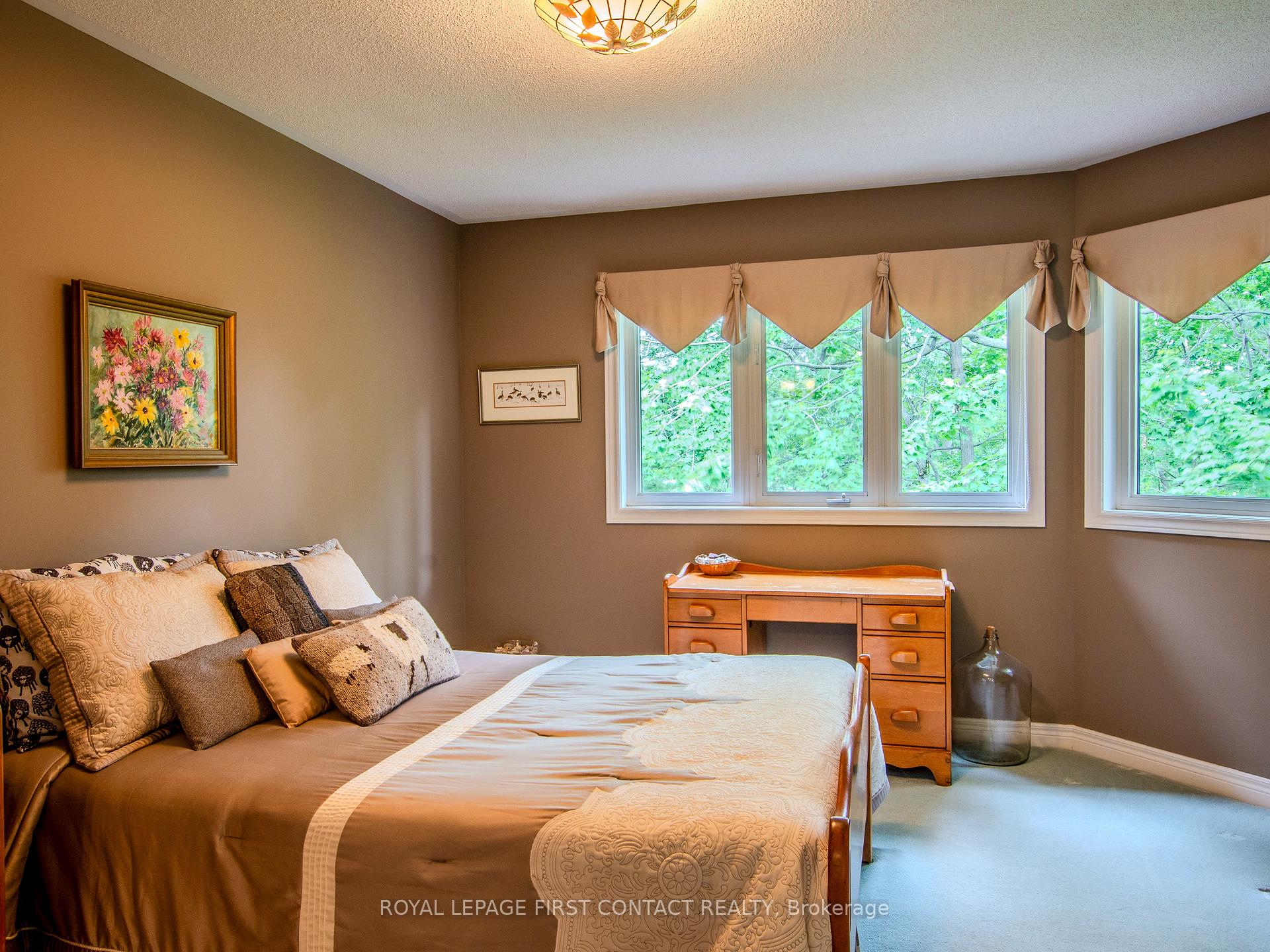 Photo 24 of 68 Alana Drive, Springwater, Centre Vespra — HOMEH
