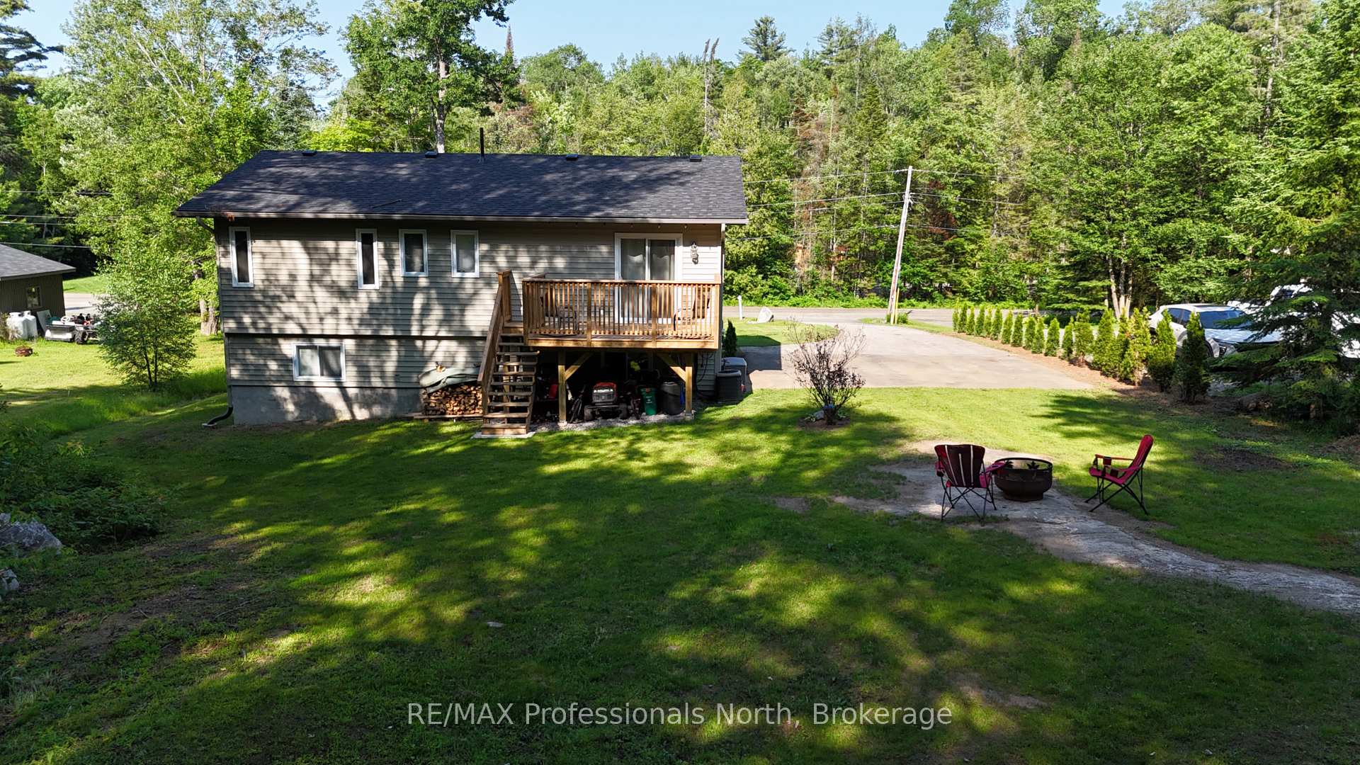 Photo 5 of 1036 Post Road, Bracebridge, Macaulay — HOMEH