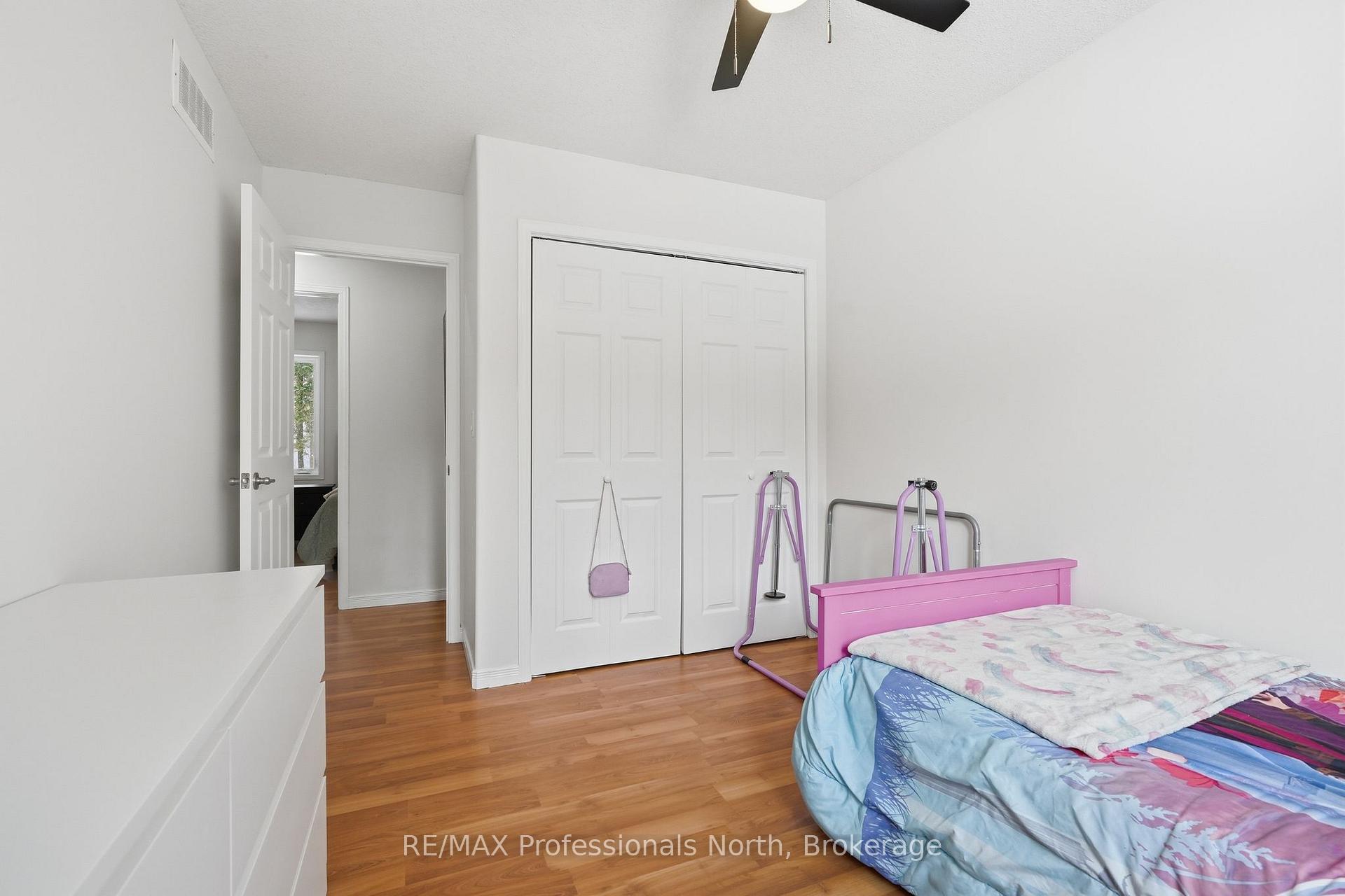 Photo 21 of 1036 Post Road, Bracebridge, Macaulay — HOMEH
