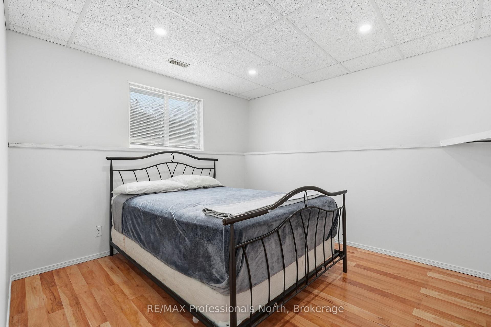 Photo 30 of 1036 Post Road, Bracebridge, Macaulay — HOMEH