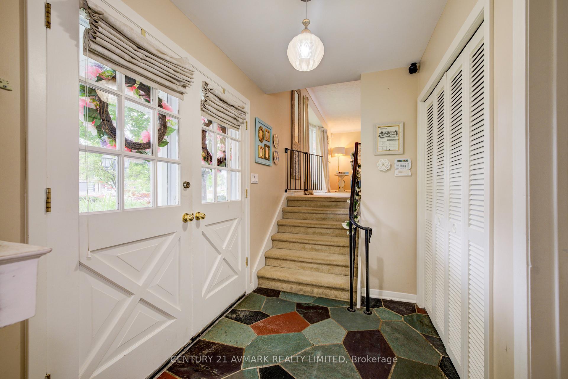 Photo 4 of 163 Lakeshore Road, St. Catharines, Lakeshore — HOMEH