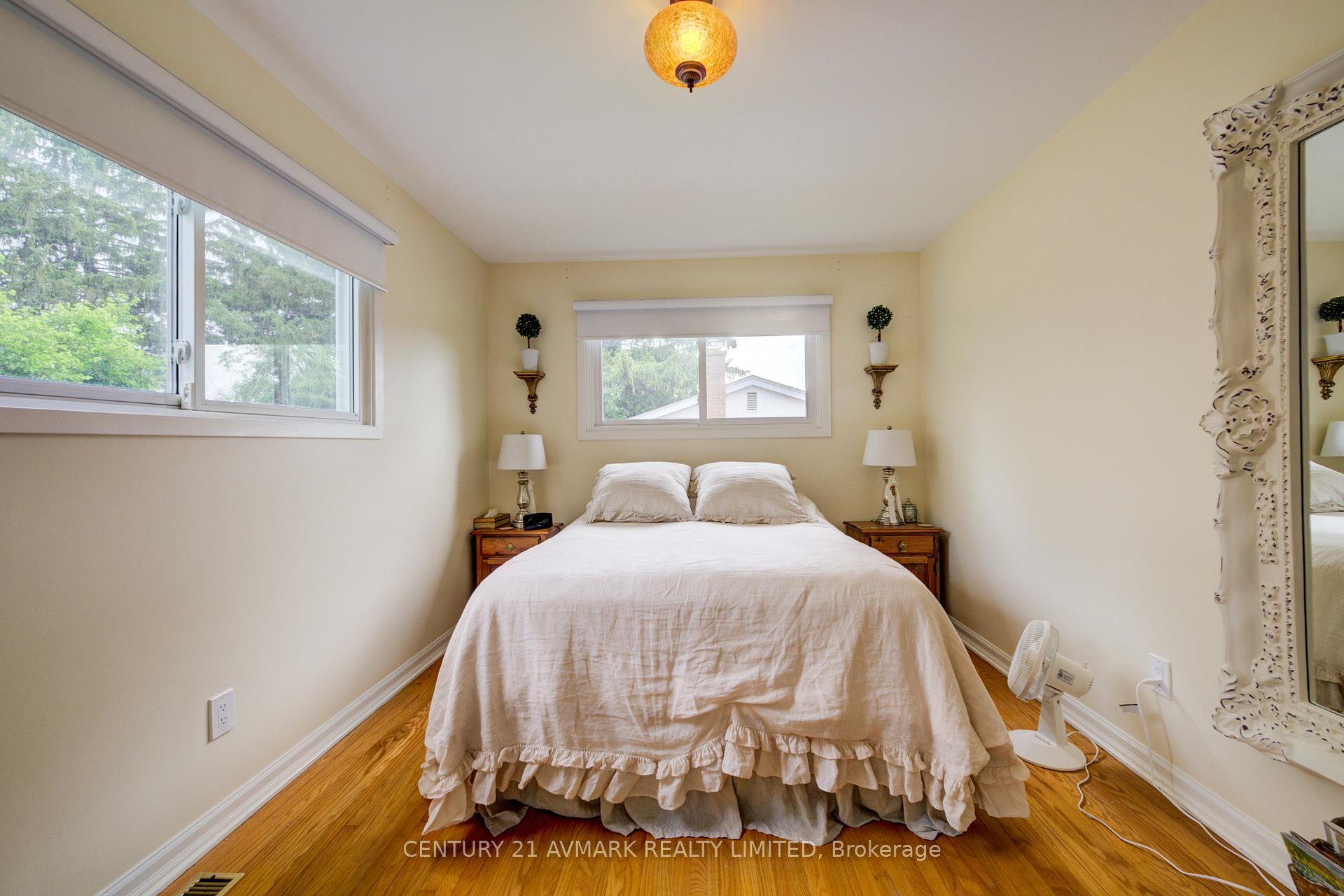 Photo 18 of 163 Lakeshore Road, St. Catharines, Lakeshore — HOMEH