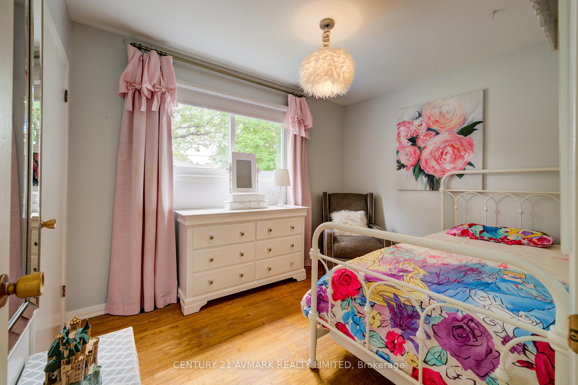 Photo 20 of 163 Lakeshore Road, St. Catharines, Lakeshore — HOMEH
