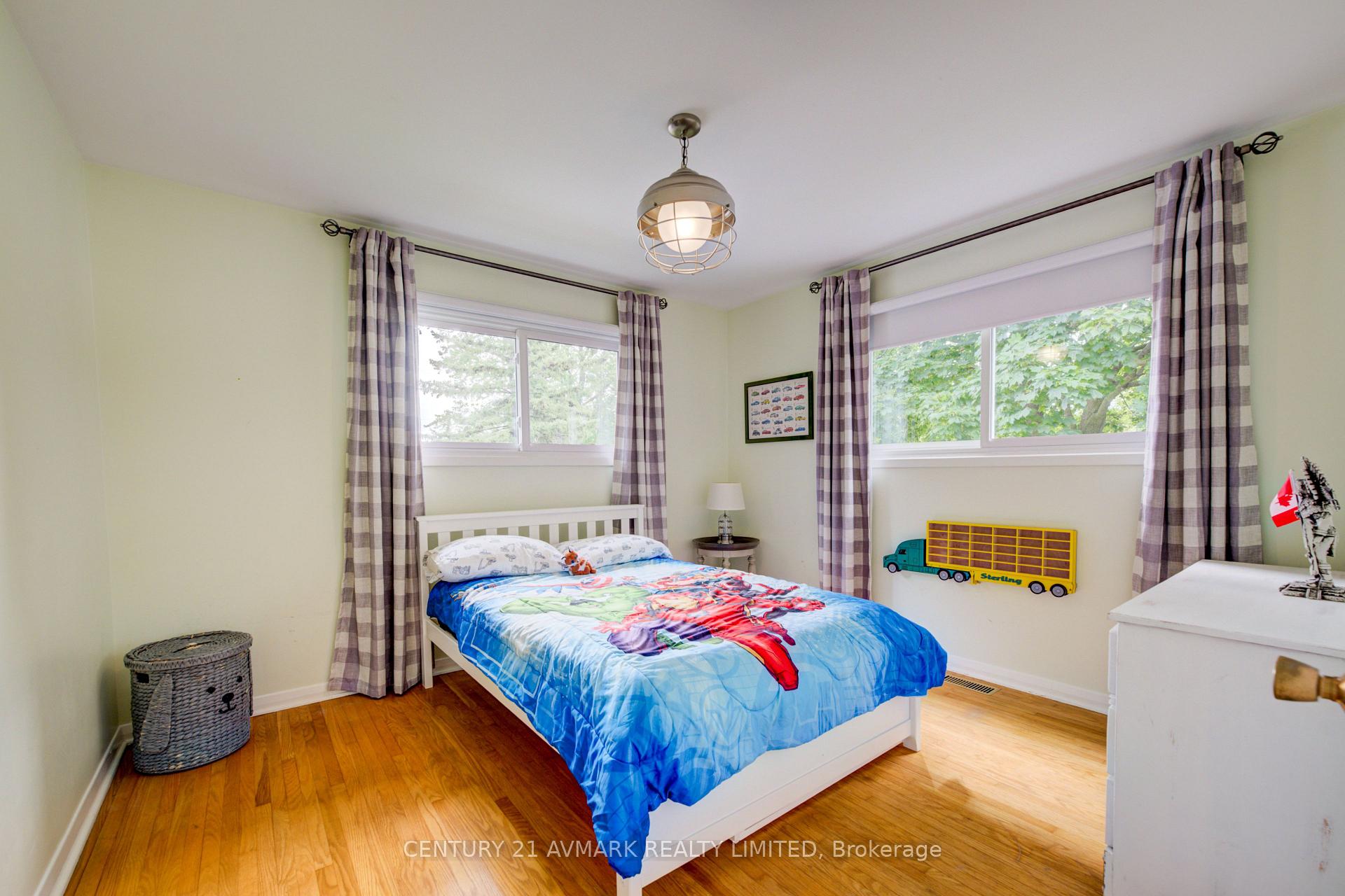 Photo 21 of 163 Lakeshore Road, St. Catharines, Lakeshore — HOMEH