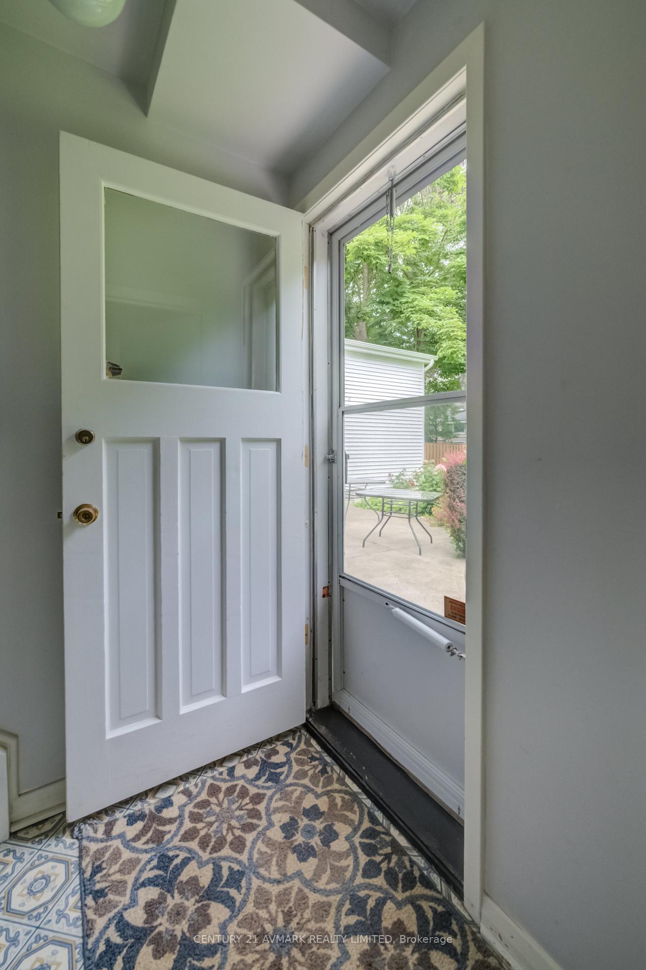 Photo 26 of 163 Lakeshore Road, St. Catharines, Lakeshore — HOMEH