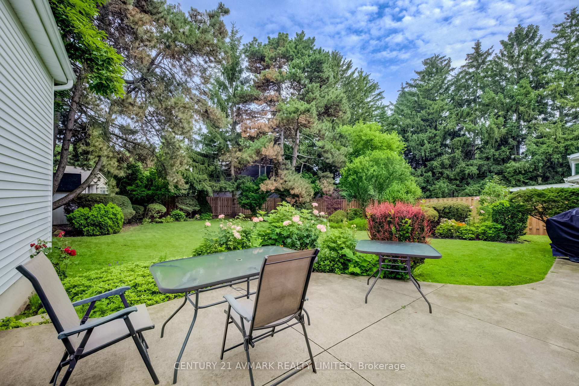 Photo 28 of 163 Lakeshore Road, St. Catharines, Lakeshore — HOMEH