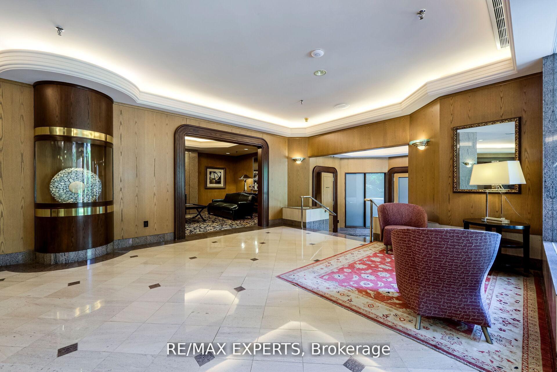 Photo 6 of Unit 1006, 942 Yonge Street, Toronto, The Annex — HOMEH