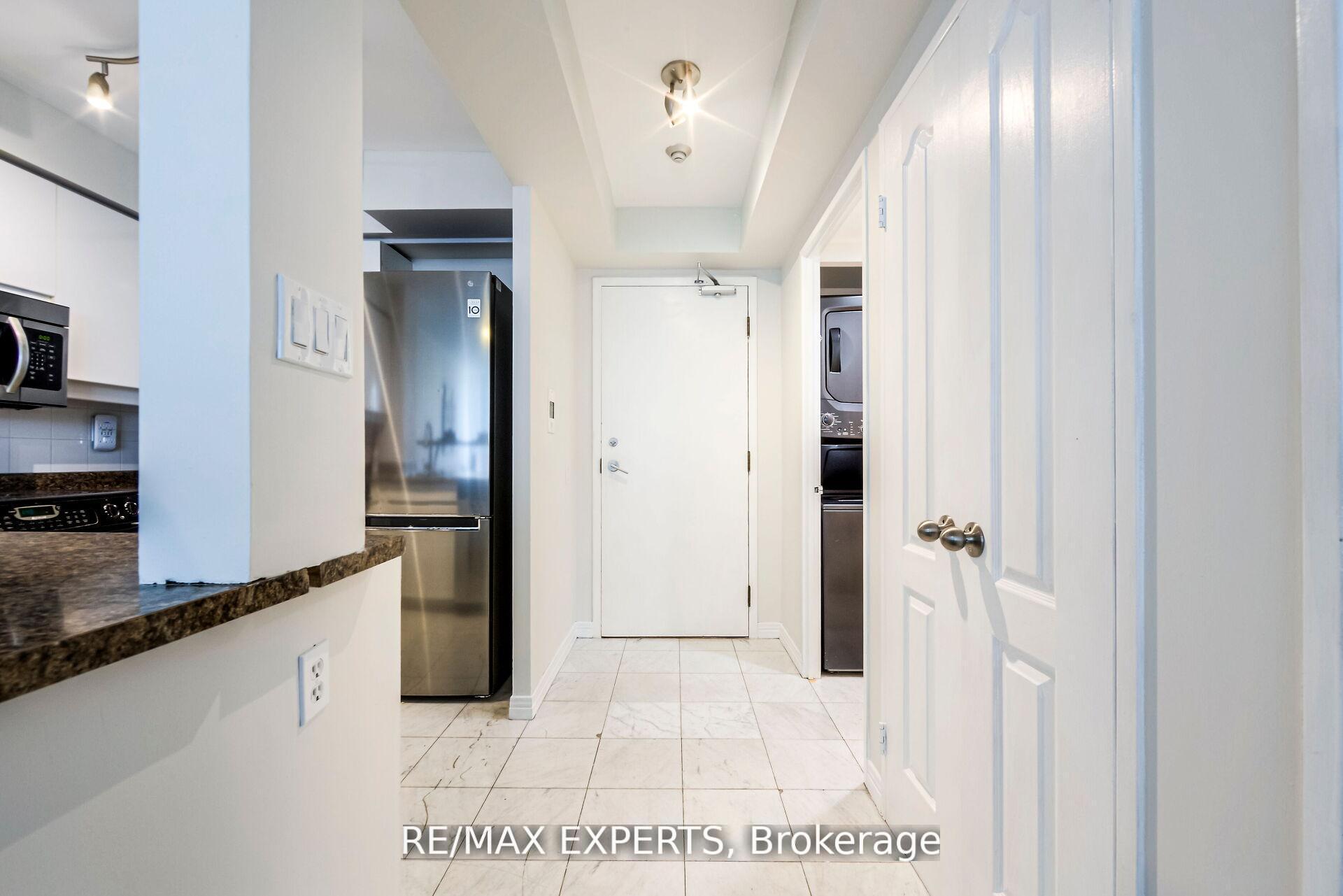 Photo 9 of Unit 1006, 942 Yonge Street, Toronto, The Annex — HOMEH