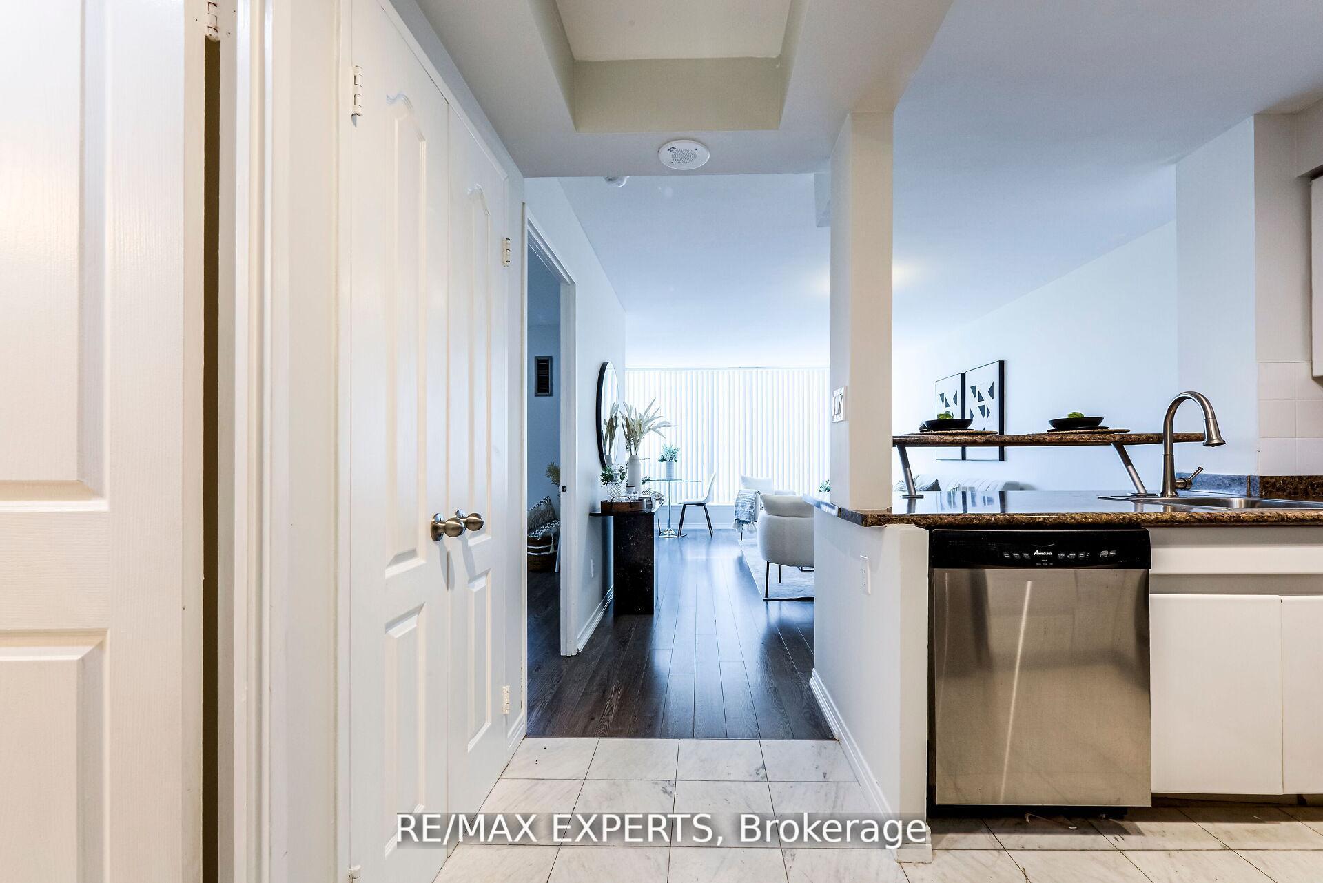Photo 10 of Unit 1006, 942 Yonge Street, Toronto, The Annex — HOMEH
