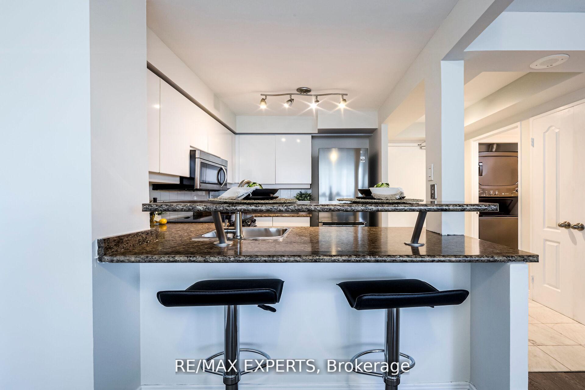 Photo 15 of Unit 1006, 942 Yonge Street, Toronto, The Annex — HOMEH