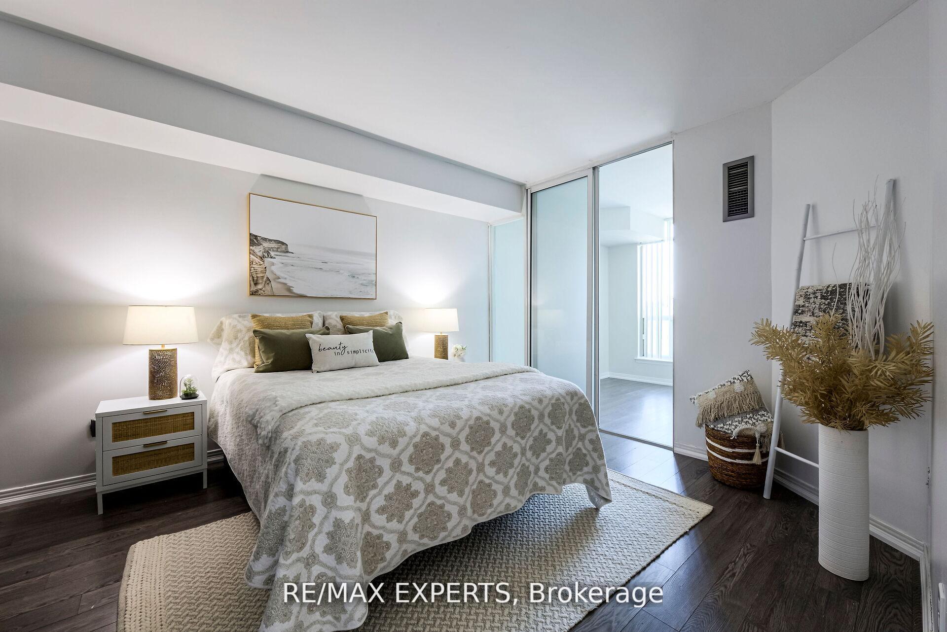 Photo 26 of Unit 1006, 942 Yonge Street, Toronto, The Annex — HOMEH