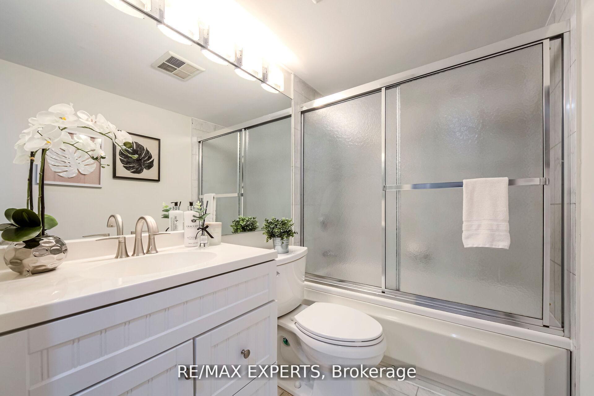 Photo 33 of Unit 1006, 942 Yonge Street, Toronto, The Annex — HOMEH