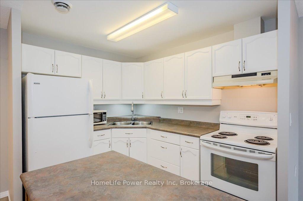 Photo 5 of Unit 307, 685 Woolwich Street, Guelph, Riverside Park — HOMEH