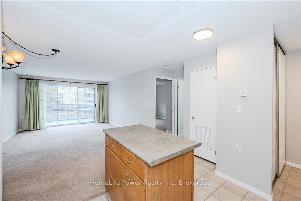 Photo 12 of Unit 307, 685 Woolwich Street, Guelph, Riverside Park — HOMEH