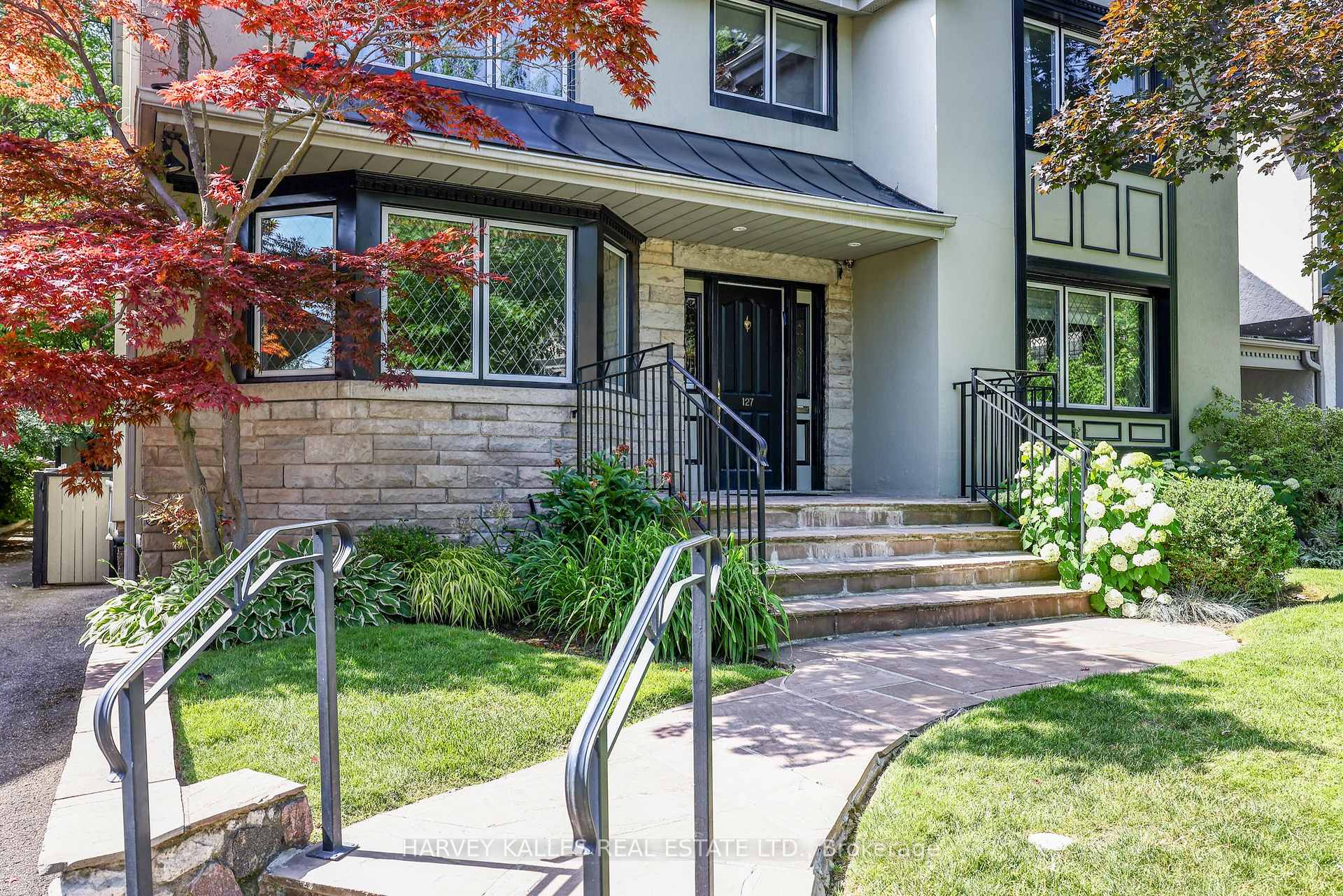 Photo 2 of 127 Strathallan Boulevard, Toronto, Lawrence Park South — HOMEH