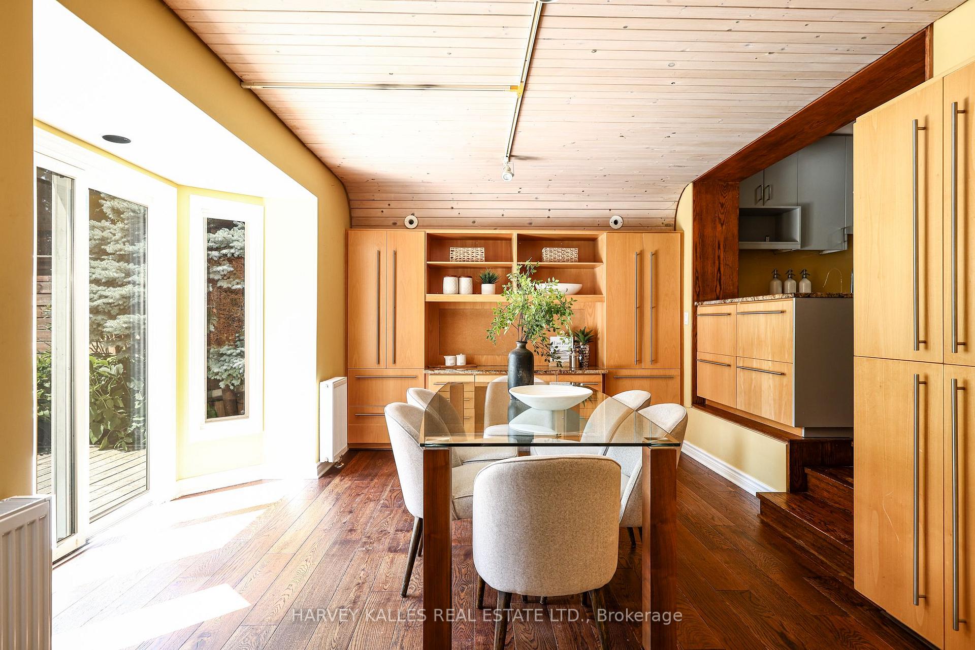 Photo 16 of 127 Strathallan Boulevard, Toronto, Lawrence Park South — HOMEH