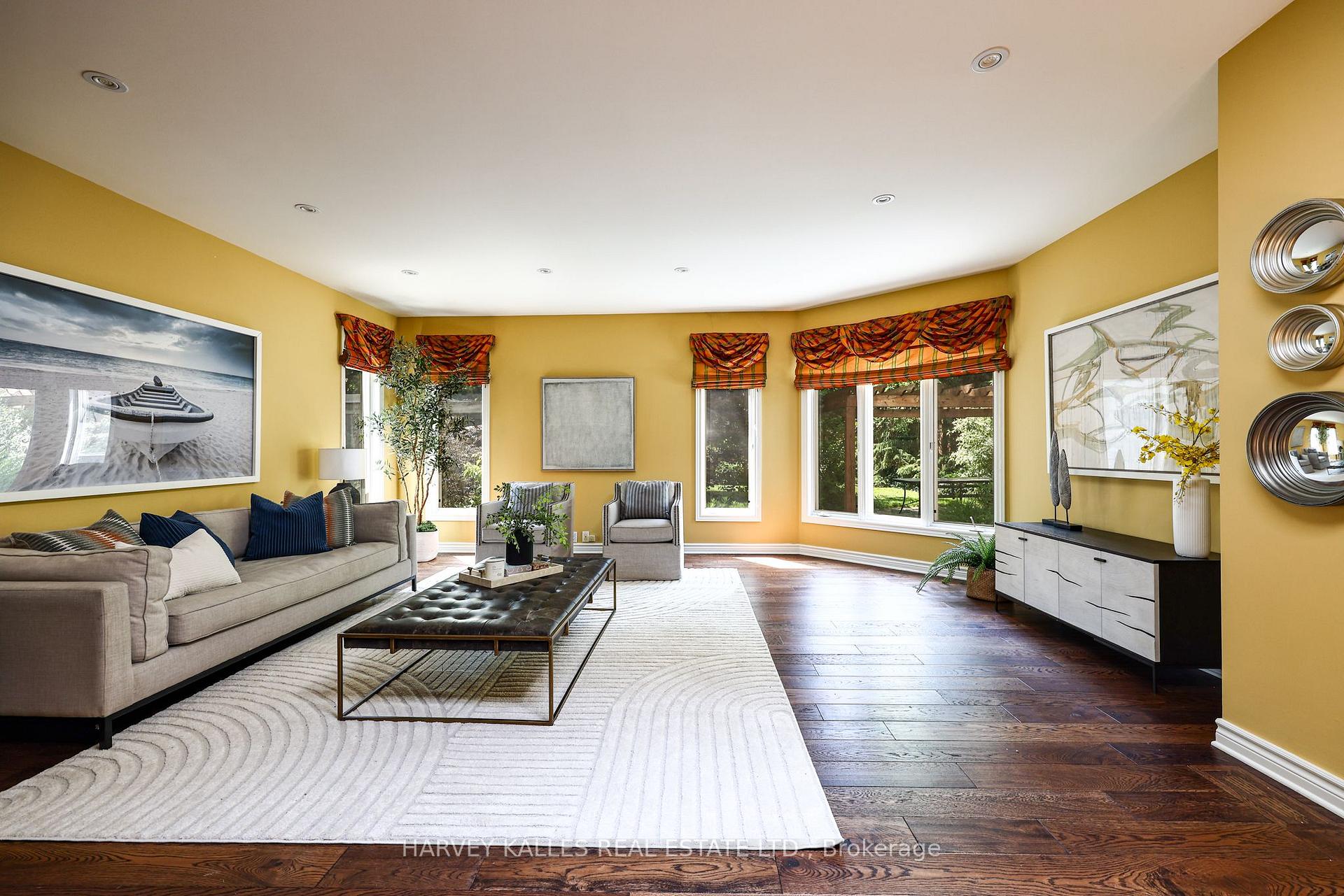 Photo 18 of 127 Strathallan Boulevard, Toronto, Lawrence Park South — HOMEH