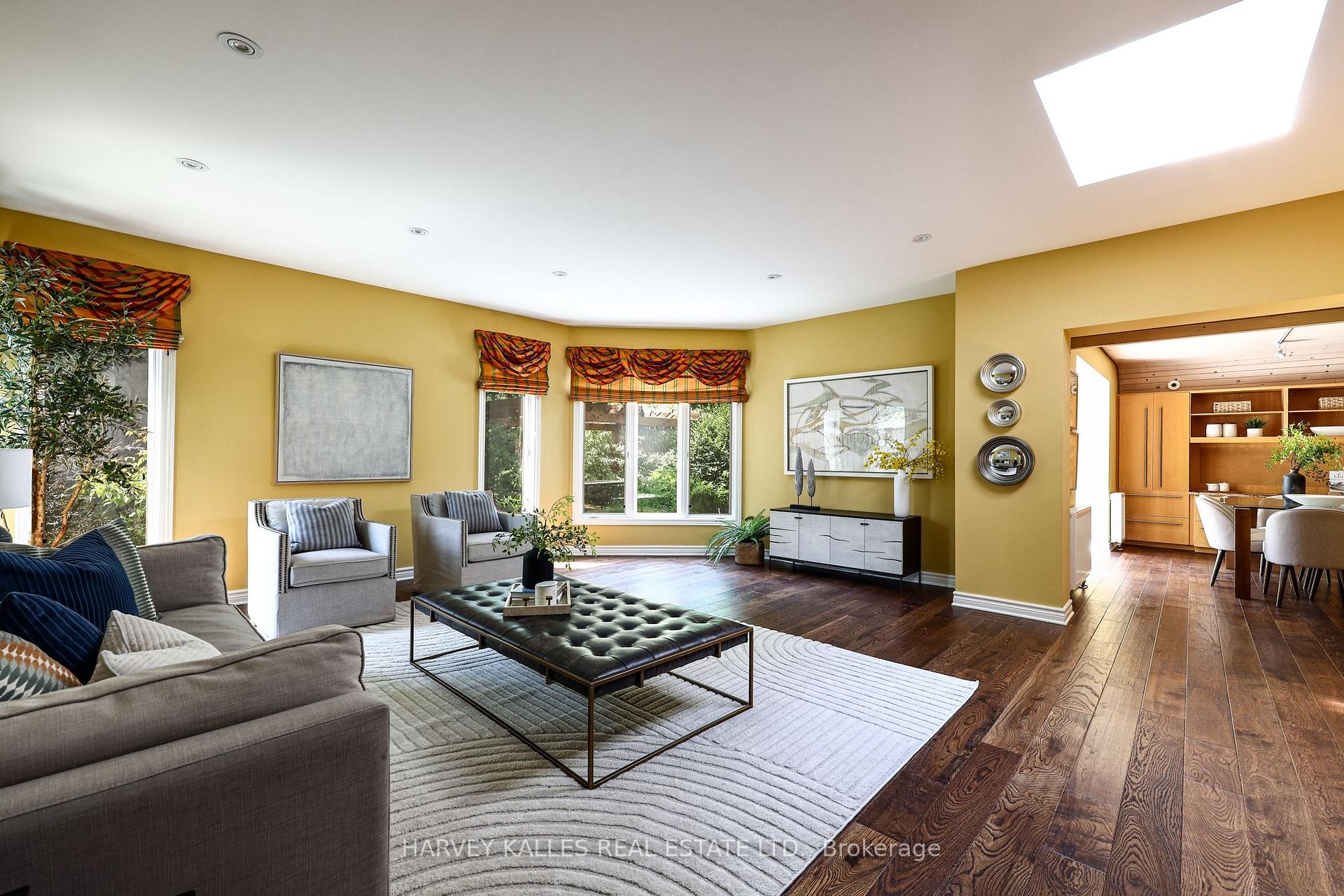 Photo 19 of 127 Strathallan Boulevard, Toronto, Lawrence Park South — HOMEH