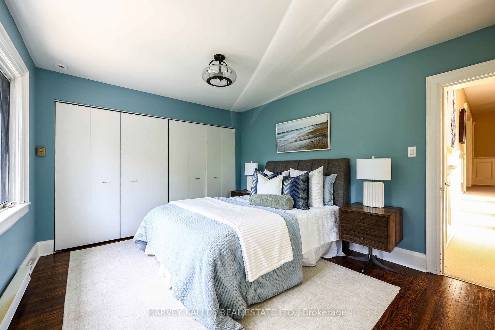 Photo 24 of 127 Strathallan Boulevard, Toronto, Lawrence Park South — HOMEH