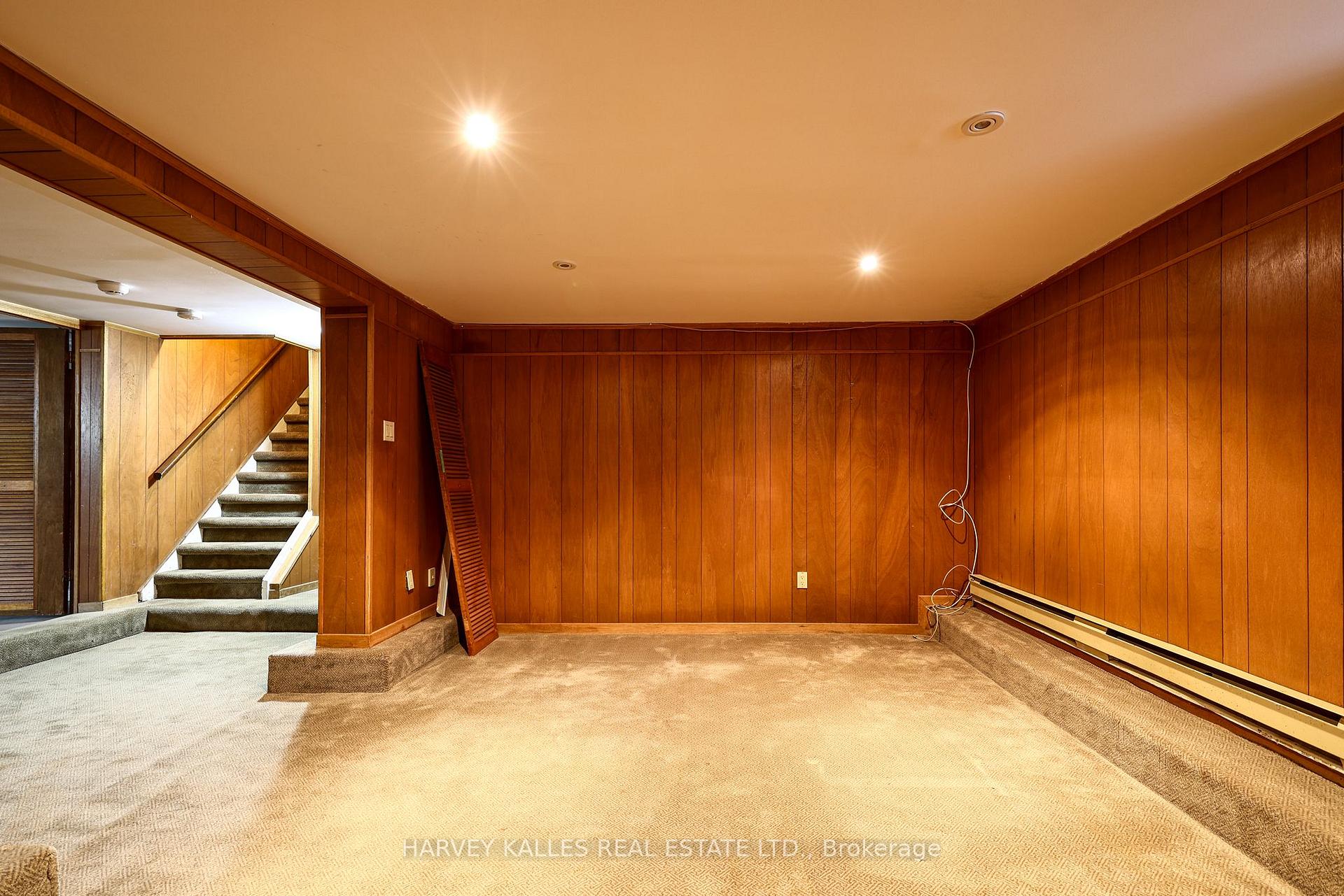 Photo 42 of 127 Strathallan Boulevard, Toronto, Lawrence Park South — HOMEH