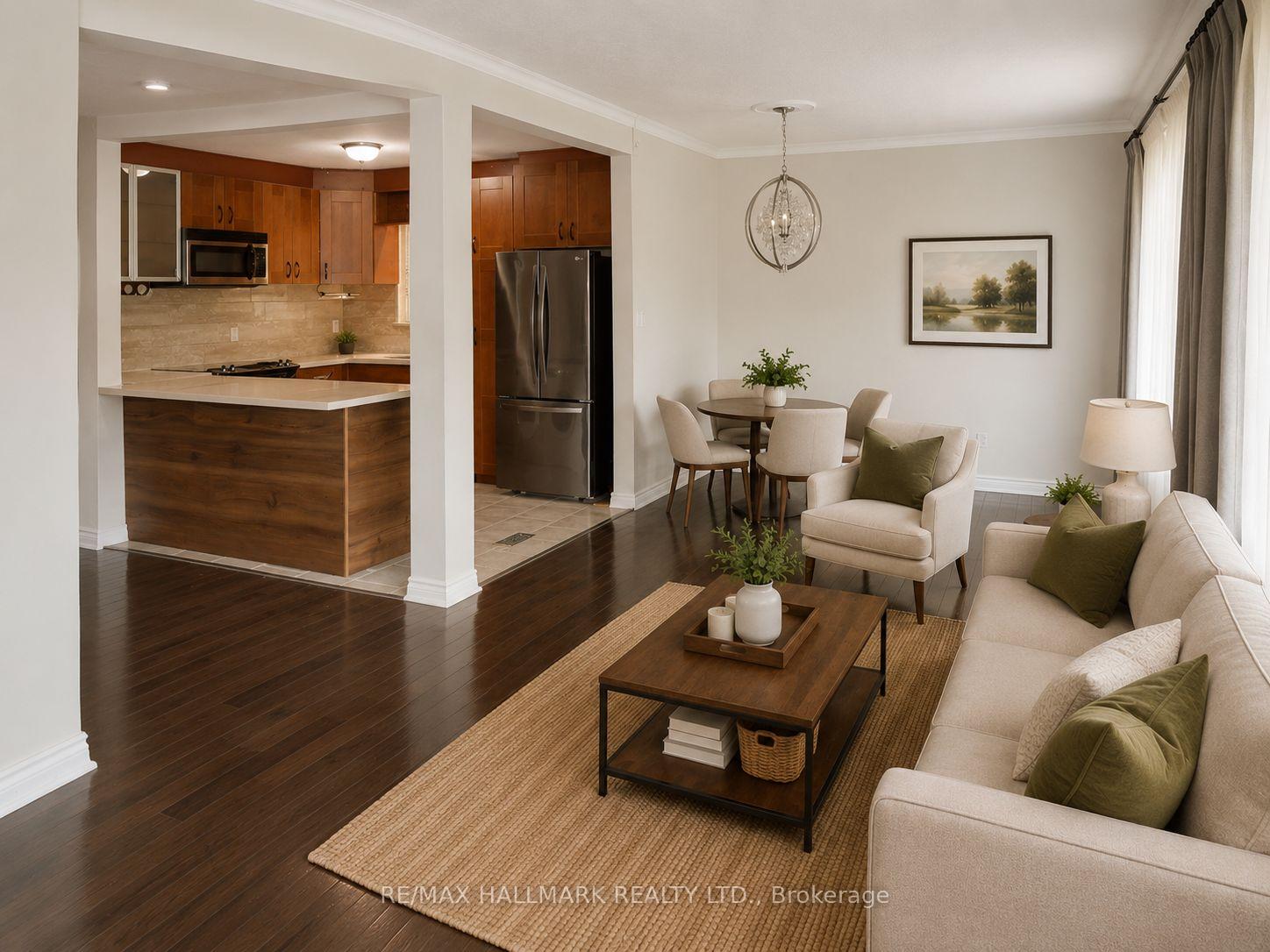 Photo 3 of Unit Main, 45 Aurora Heights Drive, Aurora, Aurora Heights — HOMEH