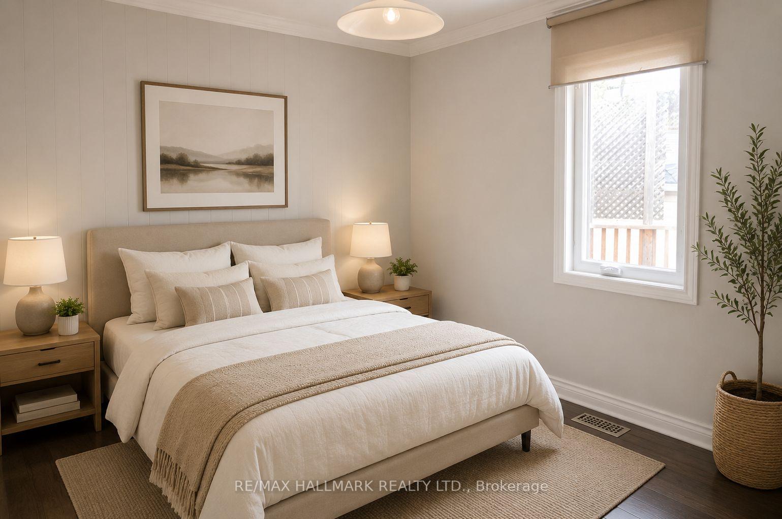 Photo 11 of Unit Main, 45 Aurora Heights Drive, Aurora, Aurora Heights — HOMEH