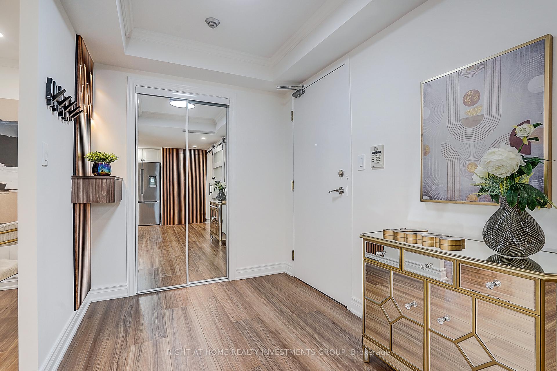 Photo 4 of Unit 511, 89 Skymark Drive, North York, Hillcrest Village — HOMEH