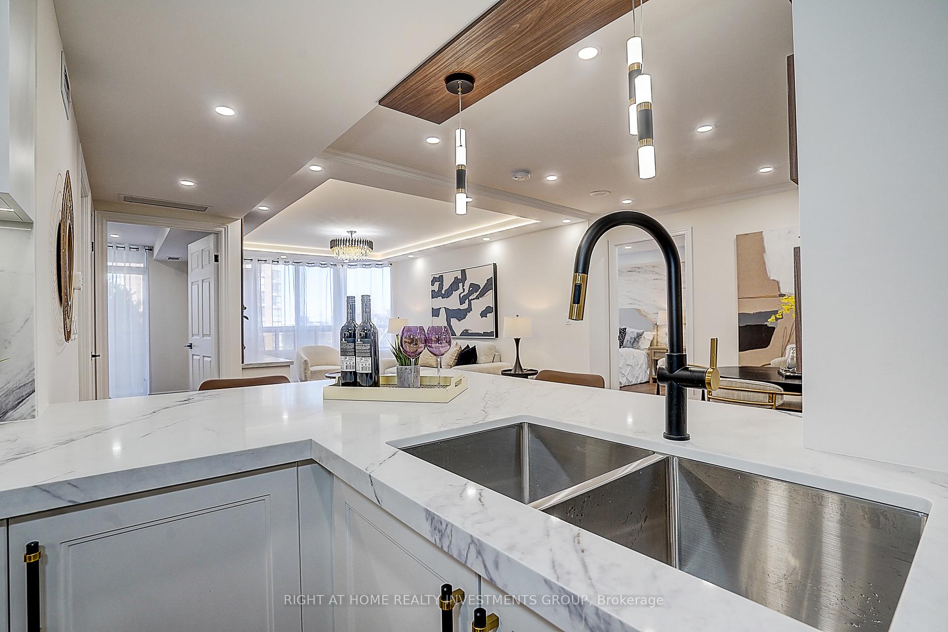 Photo 9 of Unit 511, 89 Skymark Drive, North York, Hillcrest Village — HOMEH