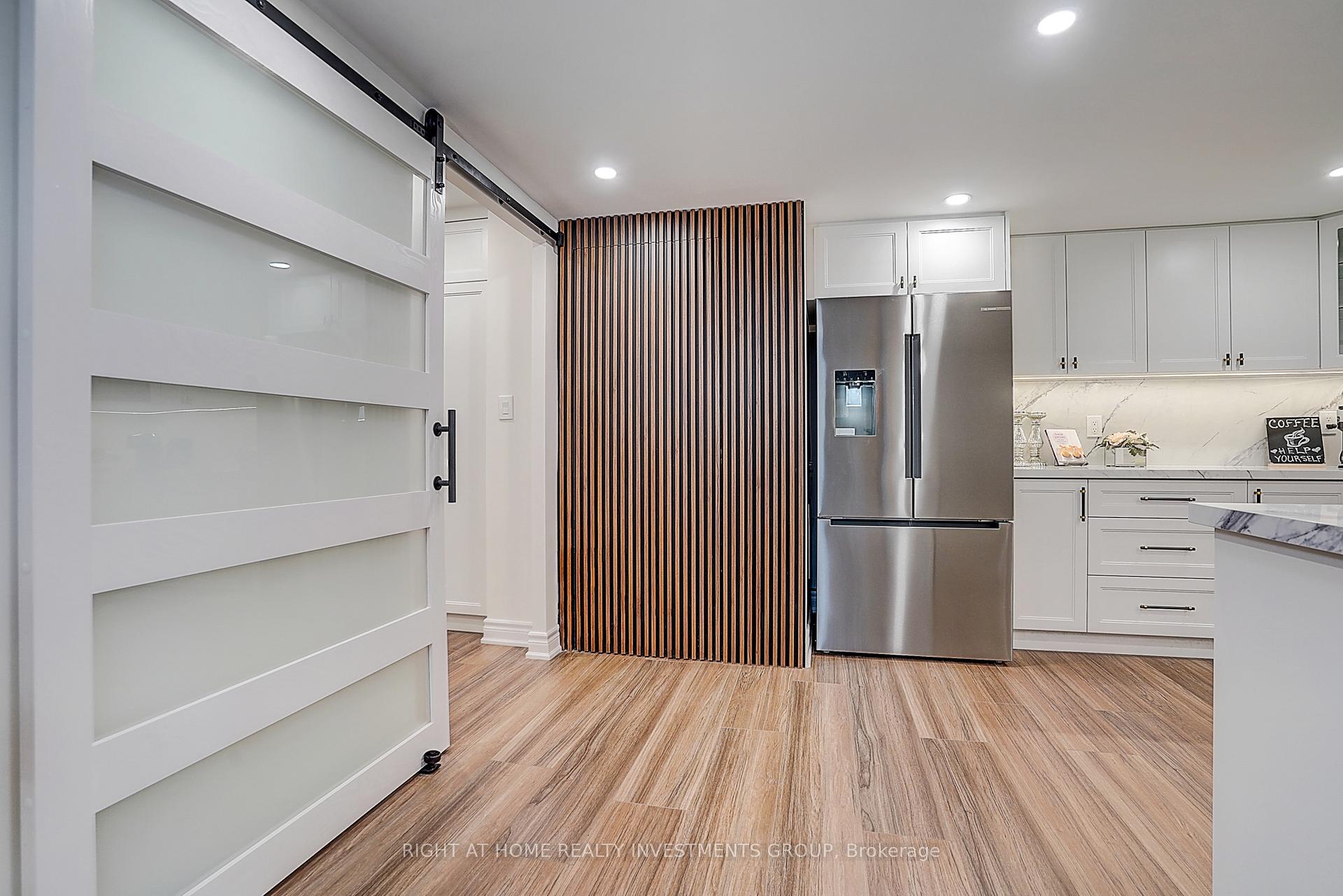 Photo 10 of Unit 511, 89 Skymark Drive, North York, Hillcrest Village — HOMEH