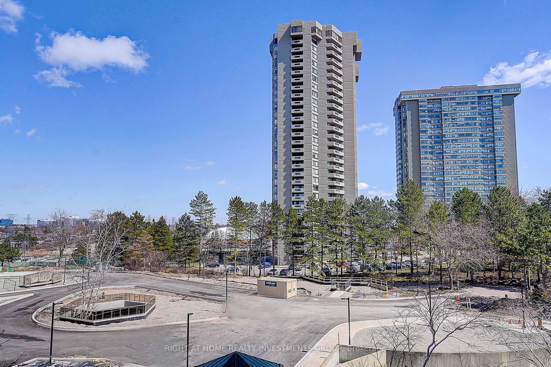 Photo 46 of Unit 511, 89 Skymark Drive, North York, Hillcrest Village — HOMEH