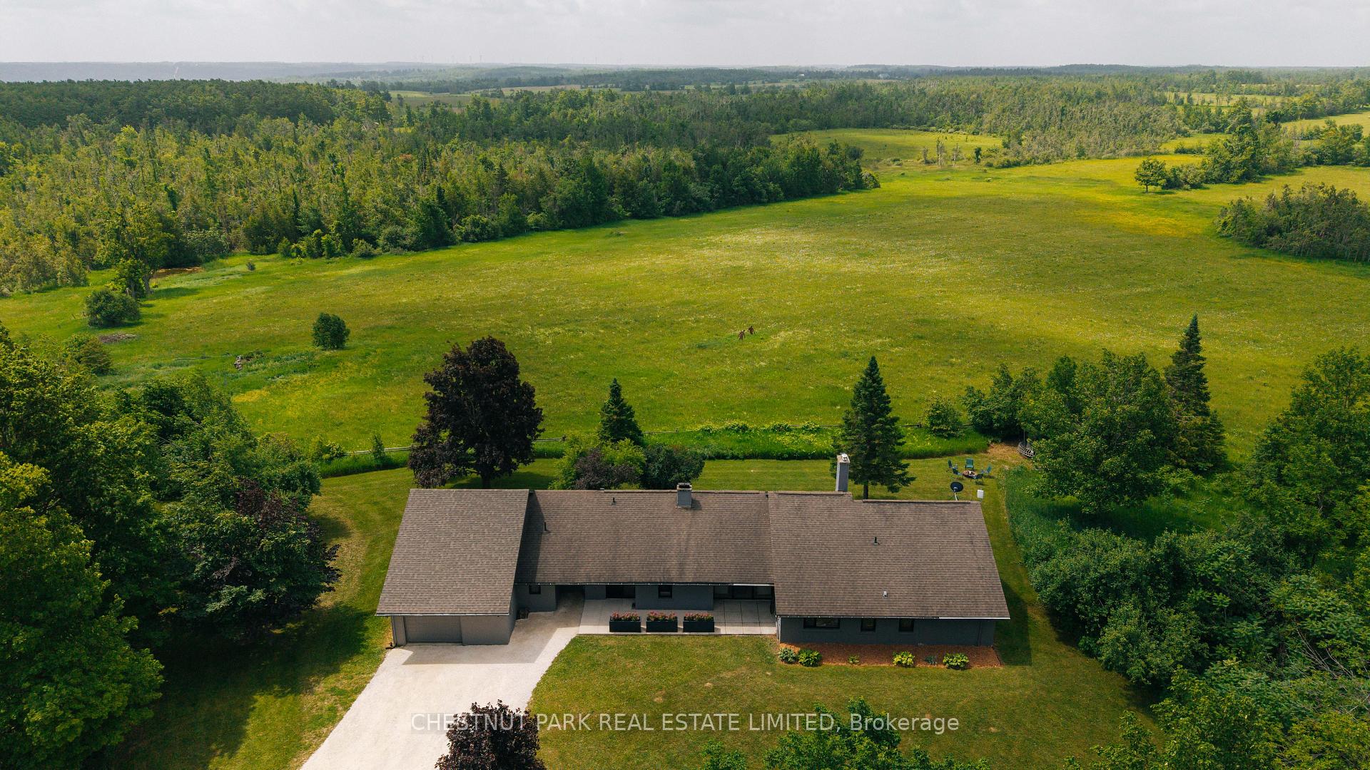 Photo 38 of 2726 10 Nottawasaga Concession S, Clearview, Rural Clearview — HOMEH