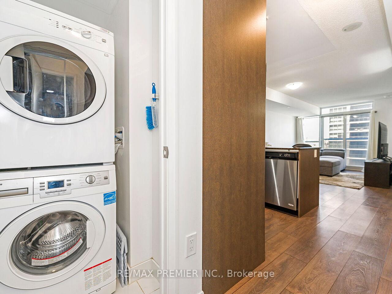 Photo 8 of Unit 609, 9 Valhalla Inn Road, Etobicoke, Islington-City Centre West — HOMEH