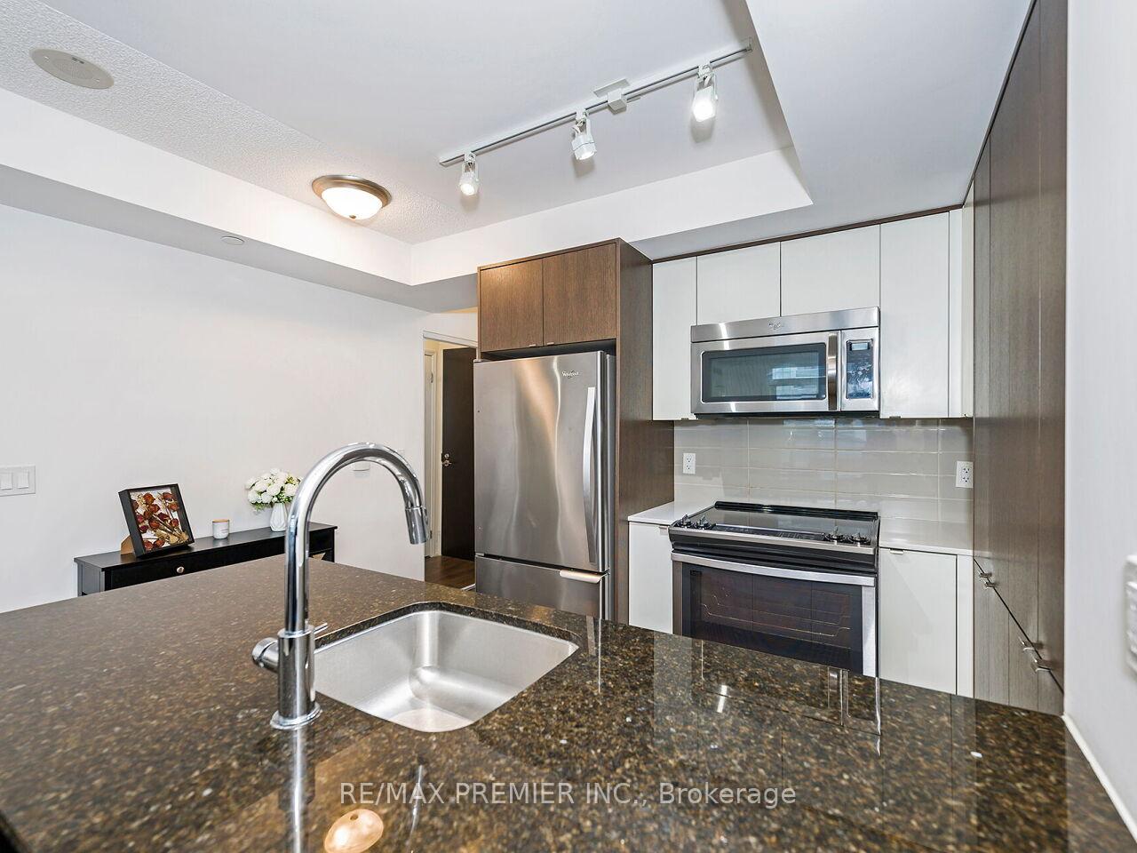 Photo 13 of Unit 609, 9 Valhalla Inn Road, Etobicoke, Islington-City Centre West — HOMEH